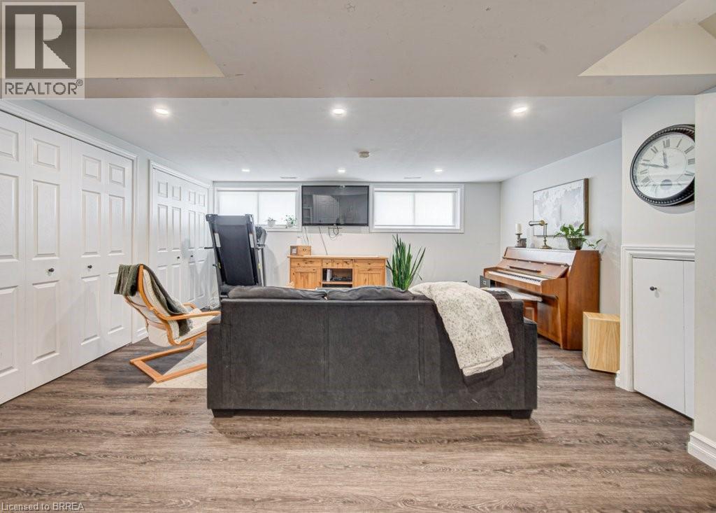 9 Gailmount Court, Brantford, Ontario  N3R 3A4 - Photo 27 - 40821007