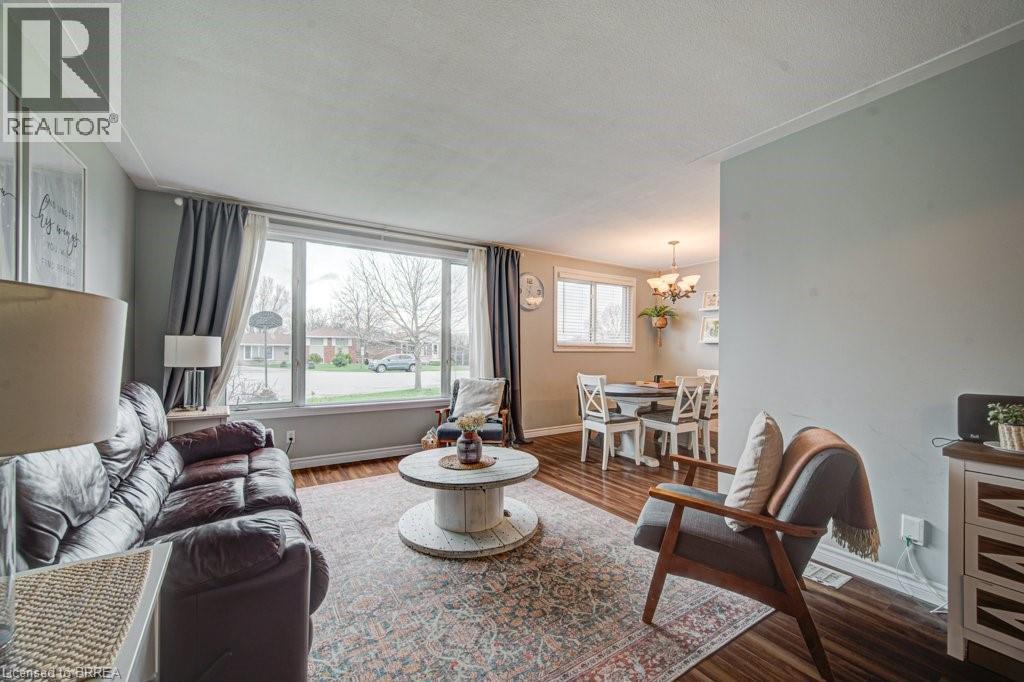 9 Gailmount Court, Brantford, Ontario  N3R 3A4 - Photo 8 - 40821007