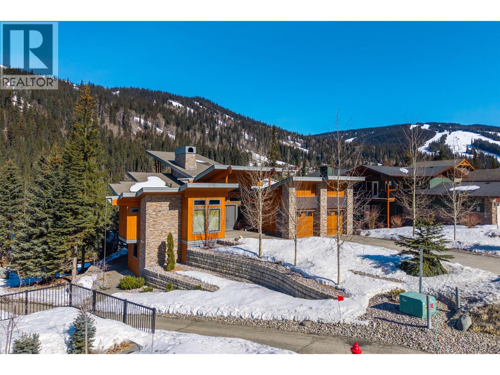 2436 Fairways Drive, Sun Peaks, British Columbia  V0E 5N0 - Photo 4 - 10382117