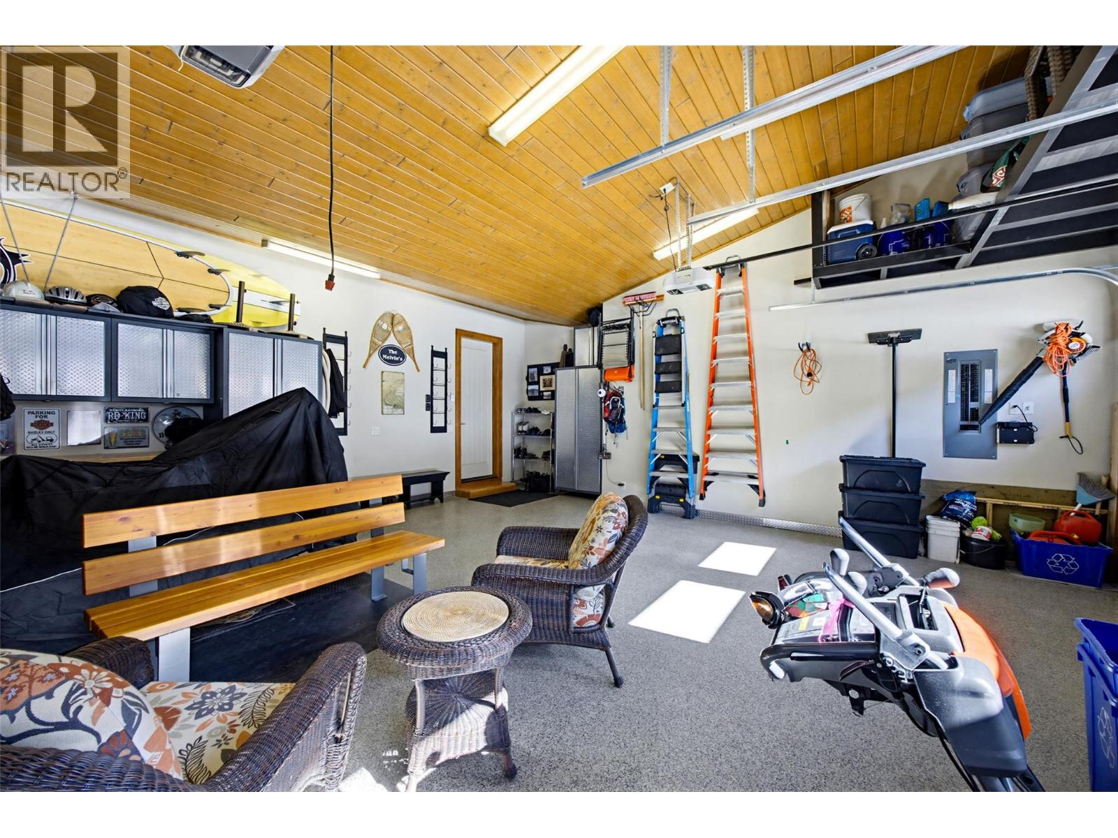 2436 Fairways Drive, Sun Peaks, British Columbia  V0E 5N0 - Photo 55 - 10382117