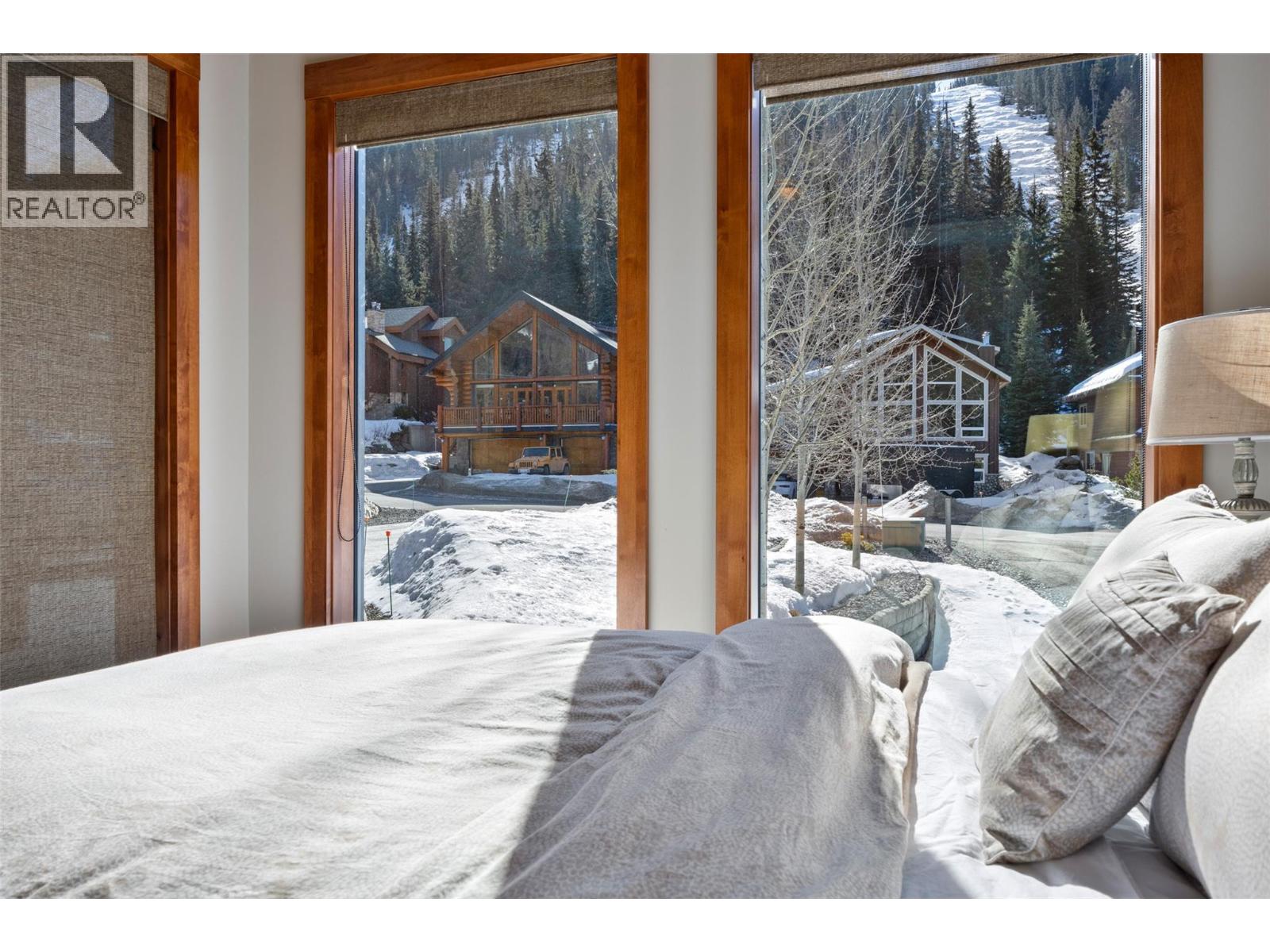 2436 Fairways Drive, Sun Peaks, British Columbia  V0E 5N0 - Photo 34 - 10382117