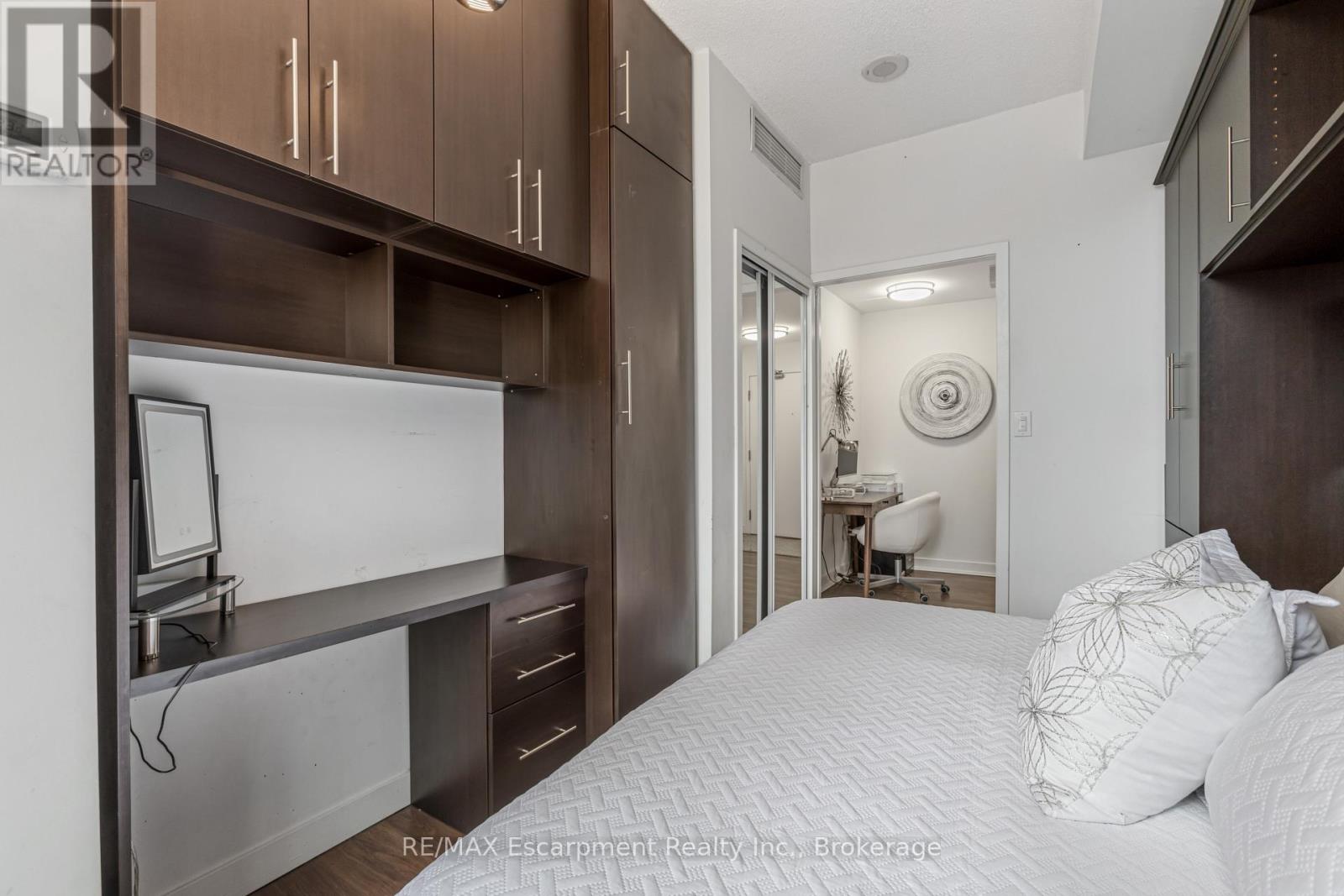 303 - 9 Spadina Avenue, Toronto, Ontario  M5V 3V5 - Photo 15 - C13007658