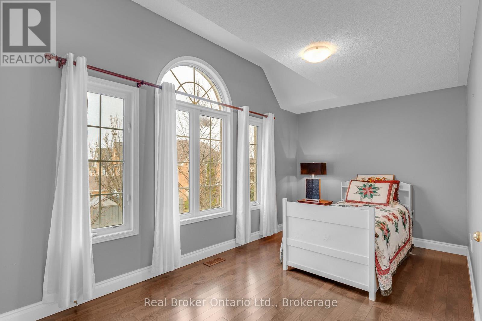 6 Wilsongary Circle, Ajax, Ontario  L1T 0G7 - Photo 31 - E13007496