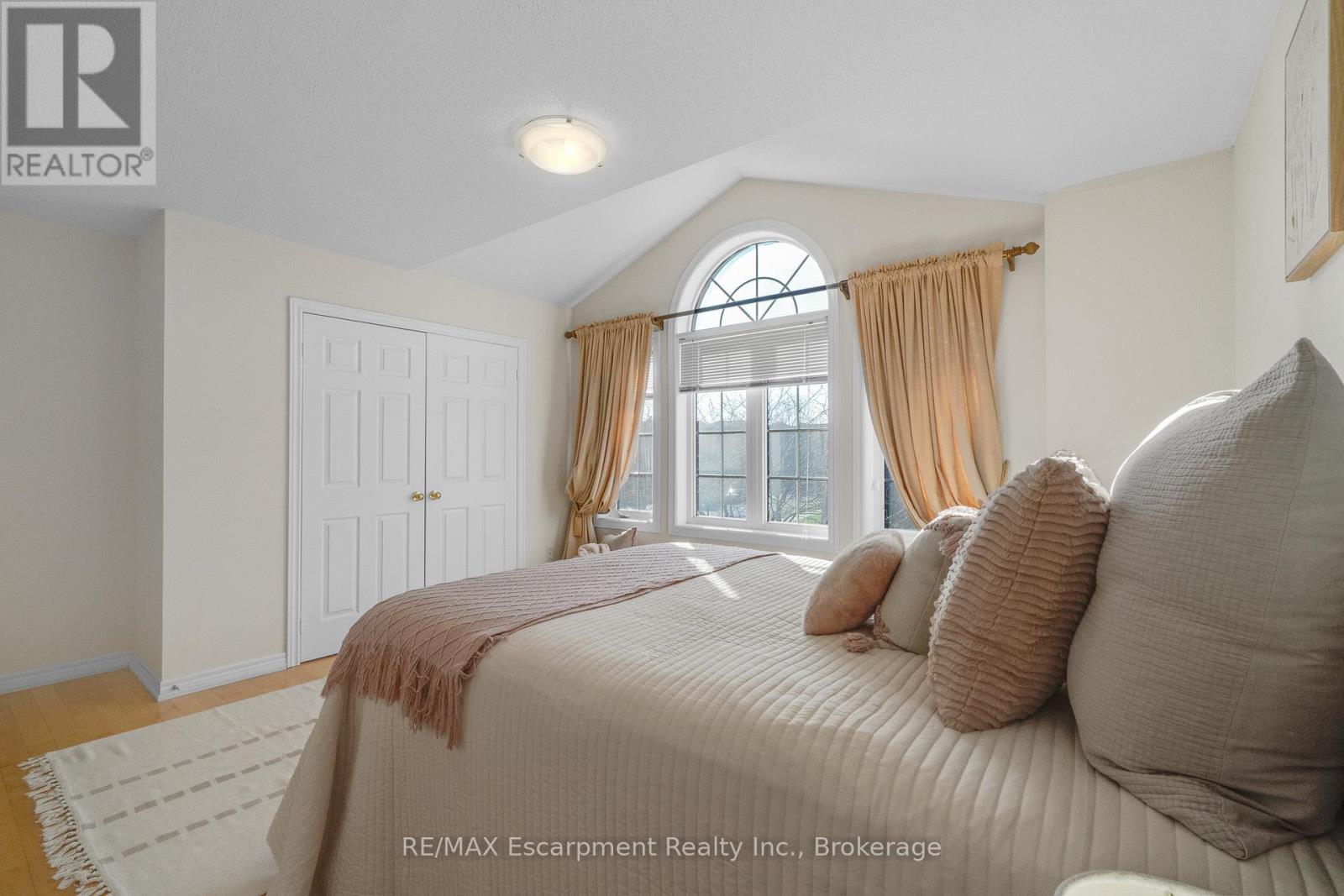 2298 Salcome Drive, Oakville, Ontario  L6H 7N2 - Photo 38 - W13007732