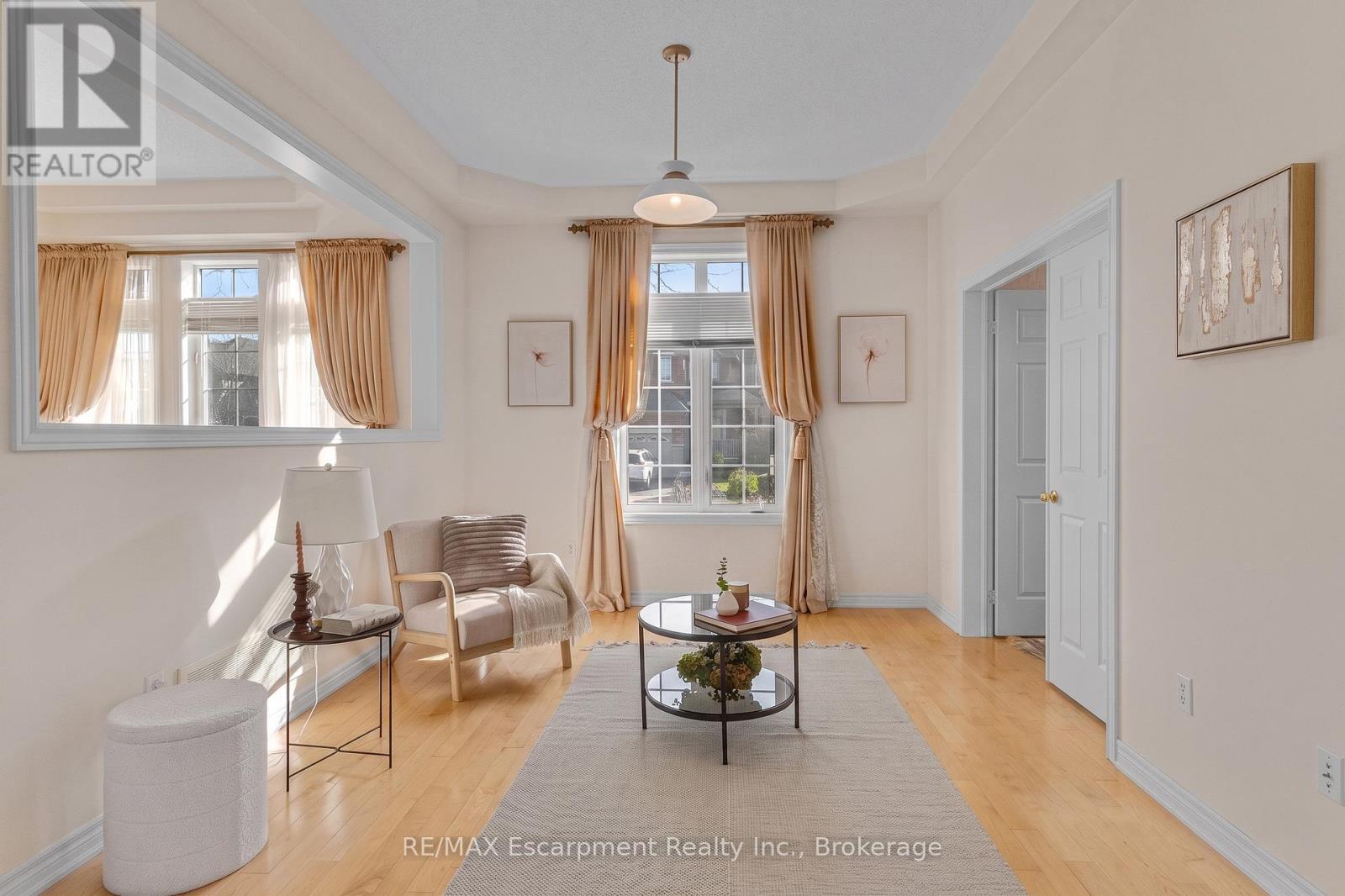 2298 Salcome Drive, Oakville, Ontario  L6H 7N2 - Photo 8 - W13007732