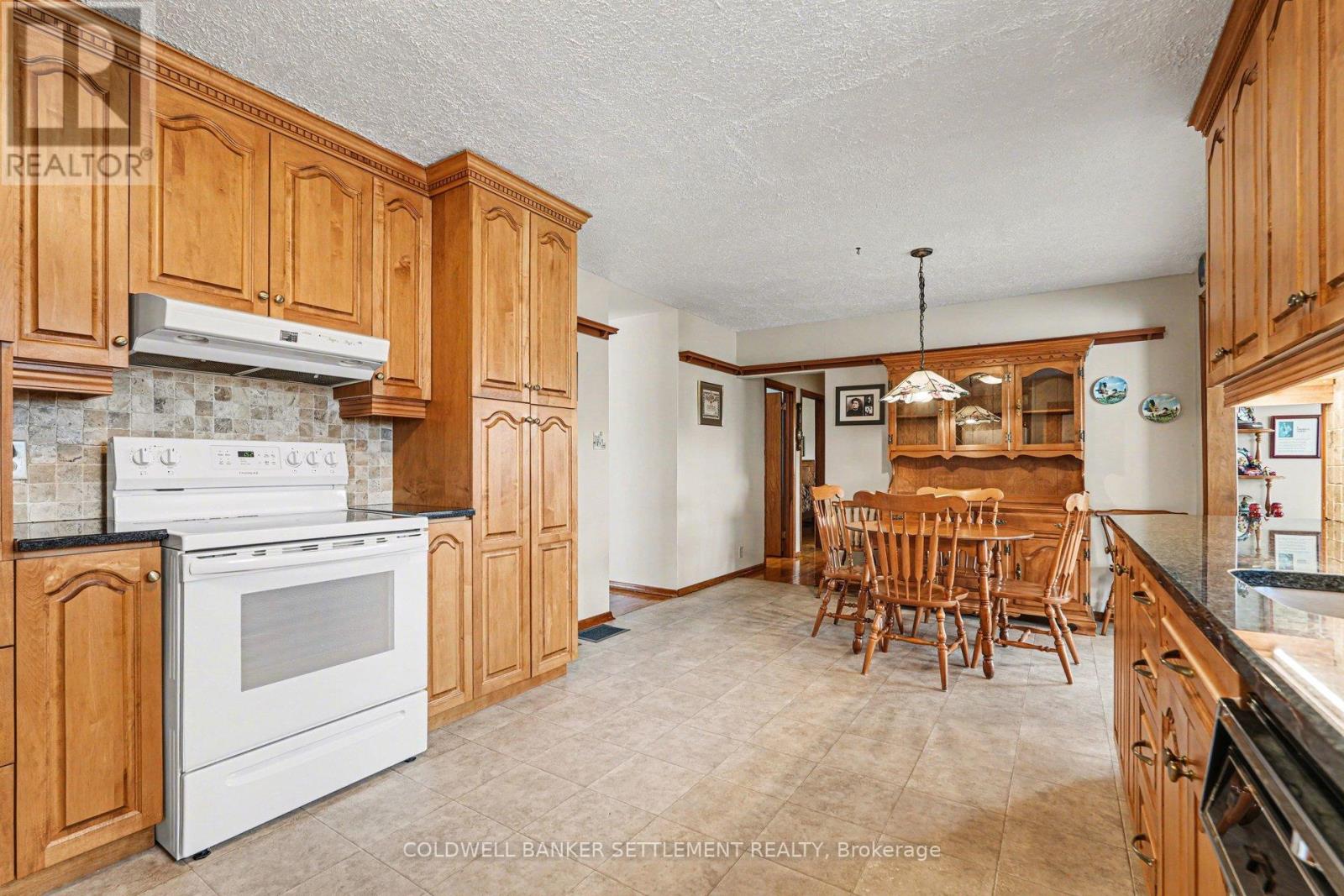 64 South Street, Perth, Ontario  K7H 2G7 - Photo 8 - X13007818