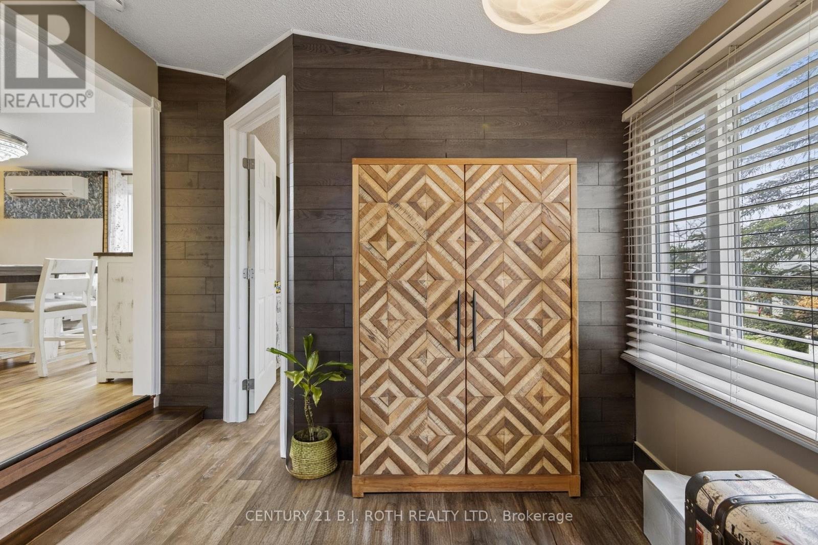 25 Comforts Cove Crescent, Innisfil, Ontario  L9S 1S3 - Photo 41 - N12899824