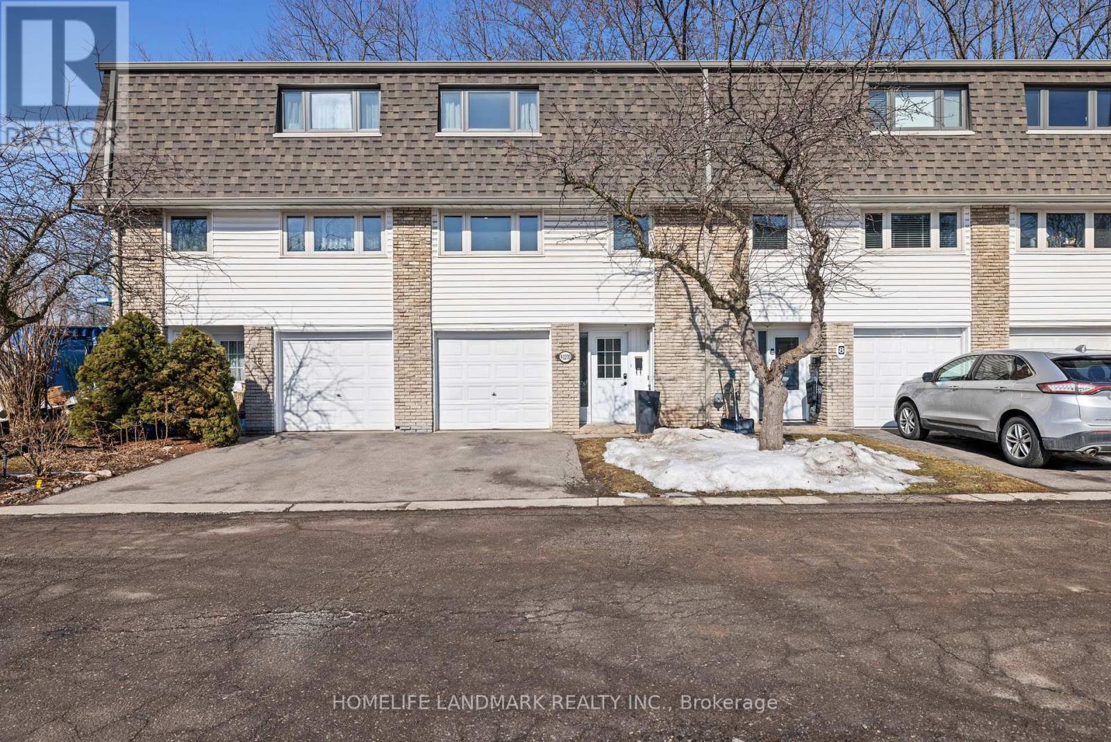 9 - 1270 Gainsborough Drive, Oakville, Ontario  L6H 2L2 - Photo 33 - W12869876