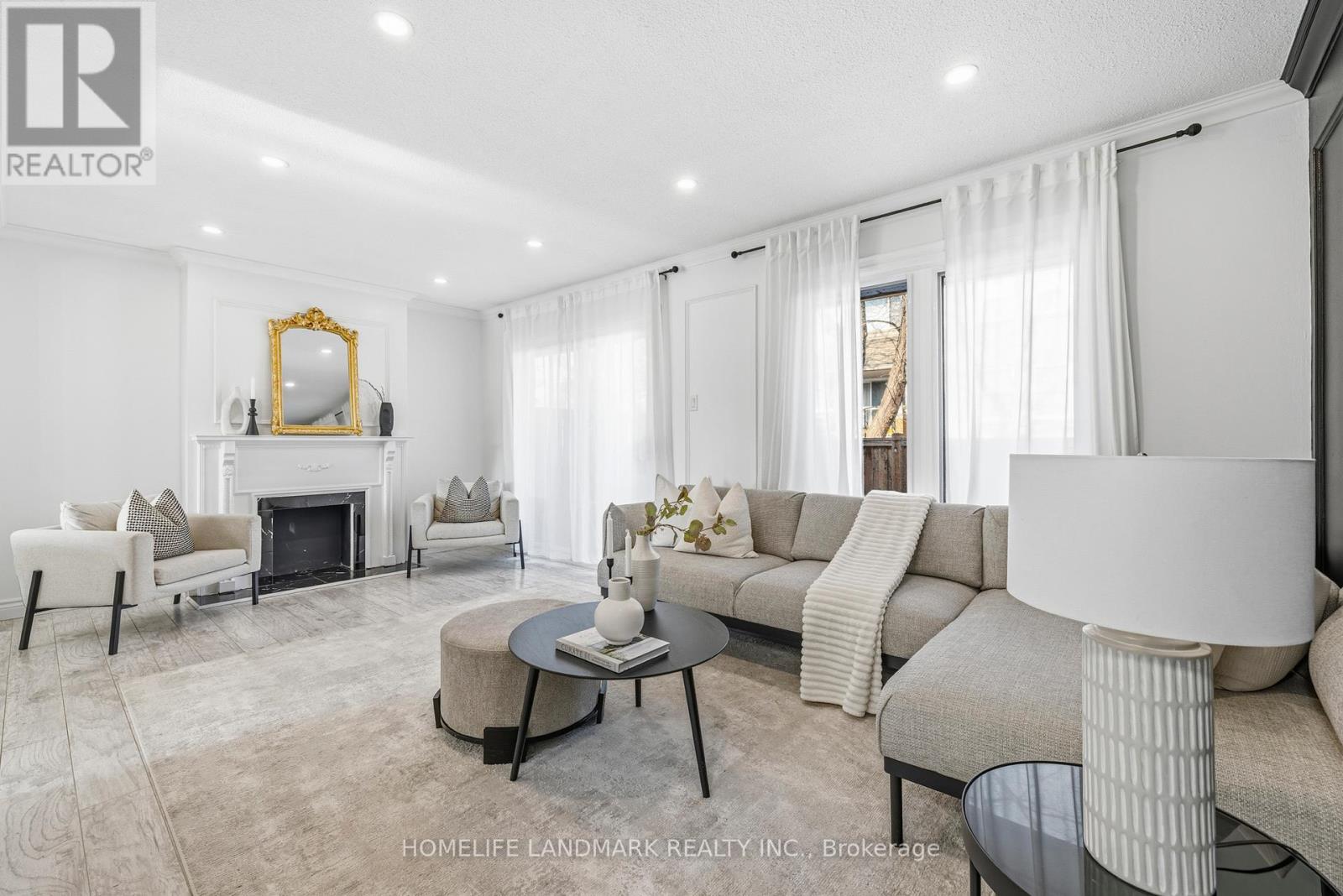 9 - 1270 Gainsborough Drive, Oakville, Ontario  L6H 2L2 - Photo 4 - W12869876