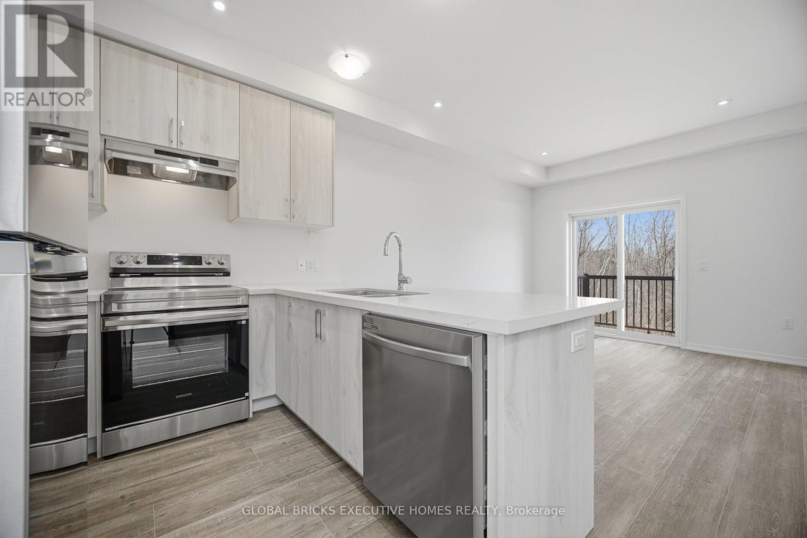 48 Aurora Common, Cambridge, Ontario  N1R 5S2 - Photo 20 - X12957710