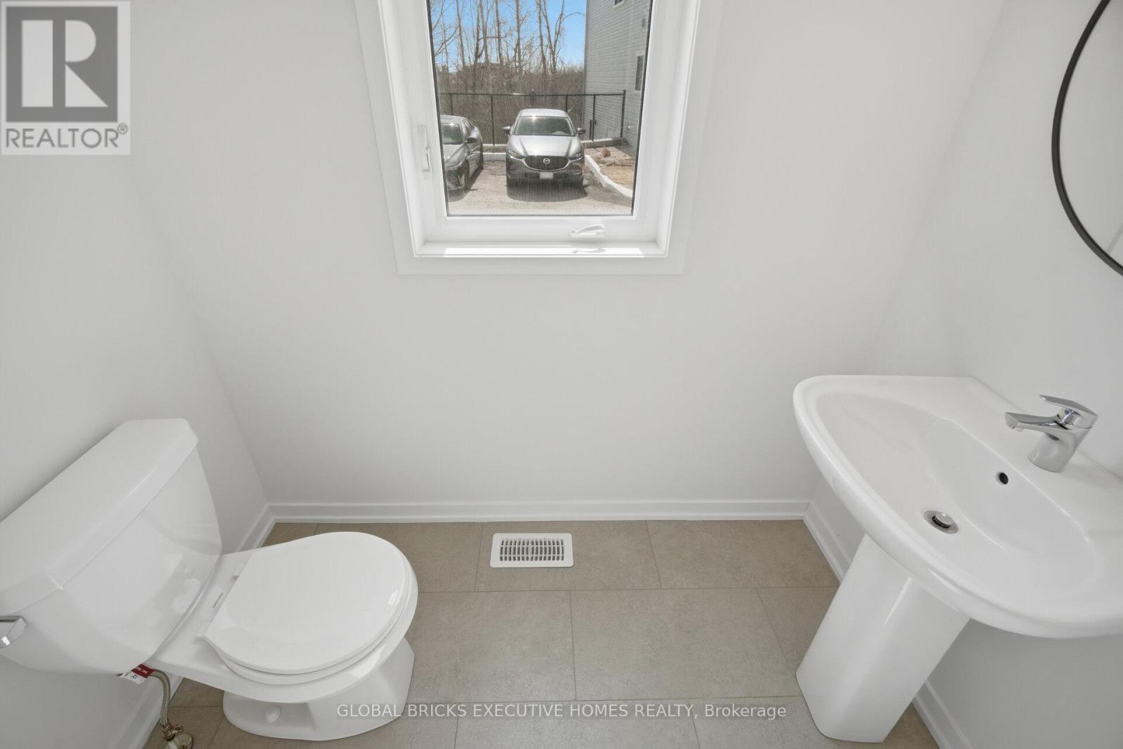 48 Aurora Common, Cambridge, Ontario  N1R 5S2 - Photo 24 - X12957710