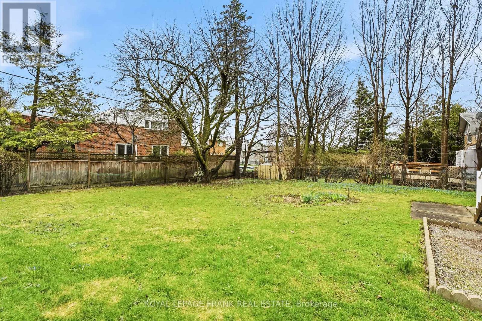 31 Cobham Crescent, Toronto, Ontario  M4A 1V7 - Photo 47 - C13007490