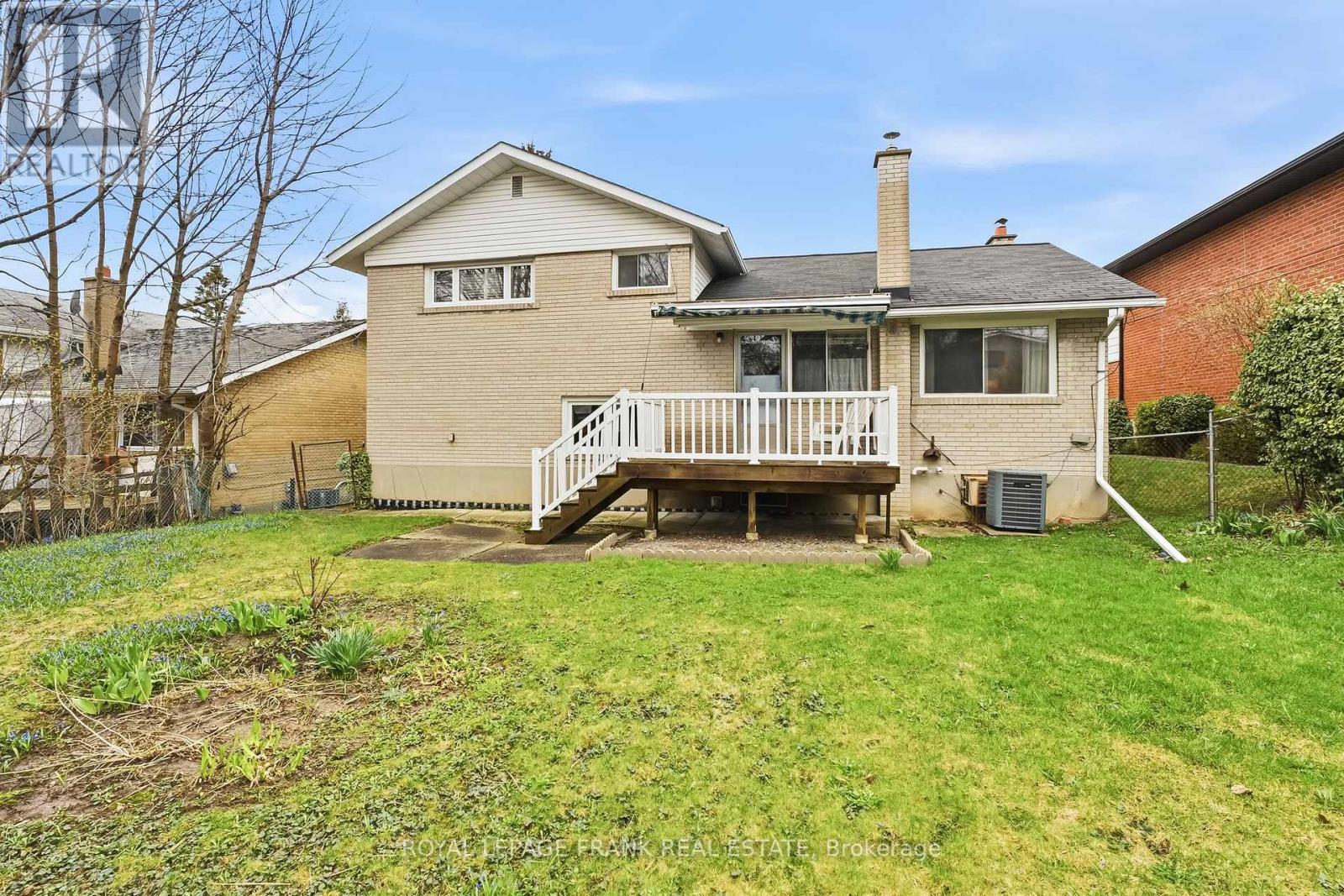 31 Cobham Crescent, Toronto, Ontario  M4A 1V7 - Photo 49 - C13007490