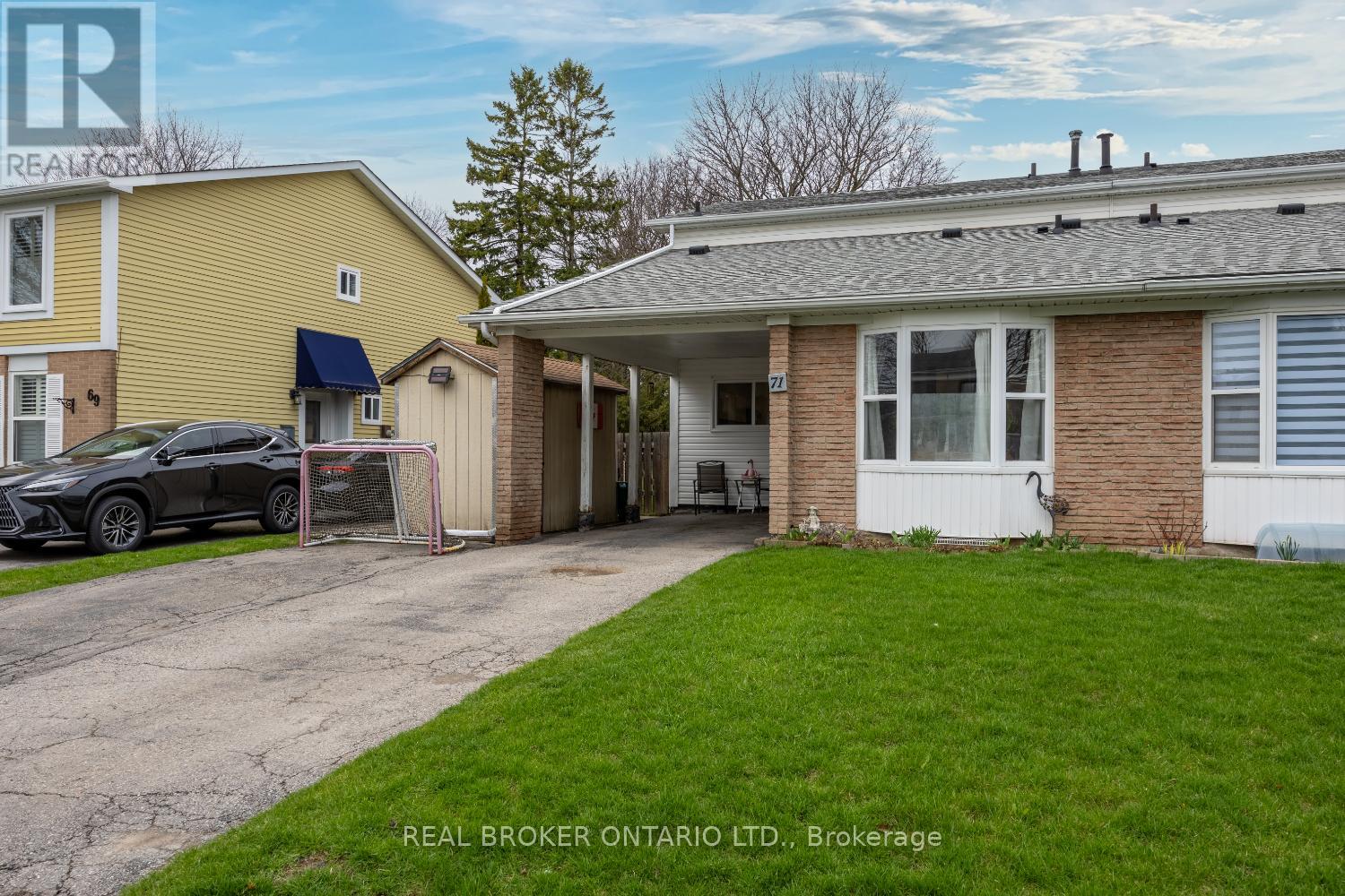 71 Roser Crescent, Clarington, Ontario  L1C 3P1 - Photo 2 - E13007668