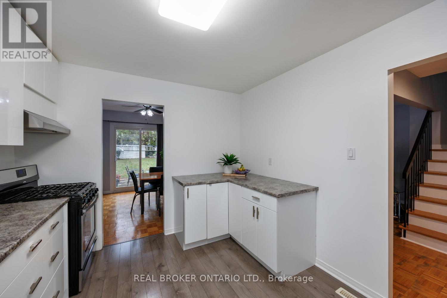 71 Roser Crescent, Clarington, Ontario  L1C 3P1 - Photo 8 - E13007668