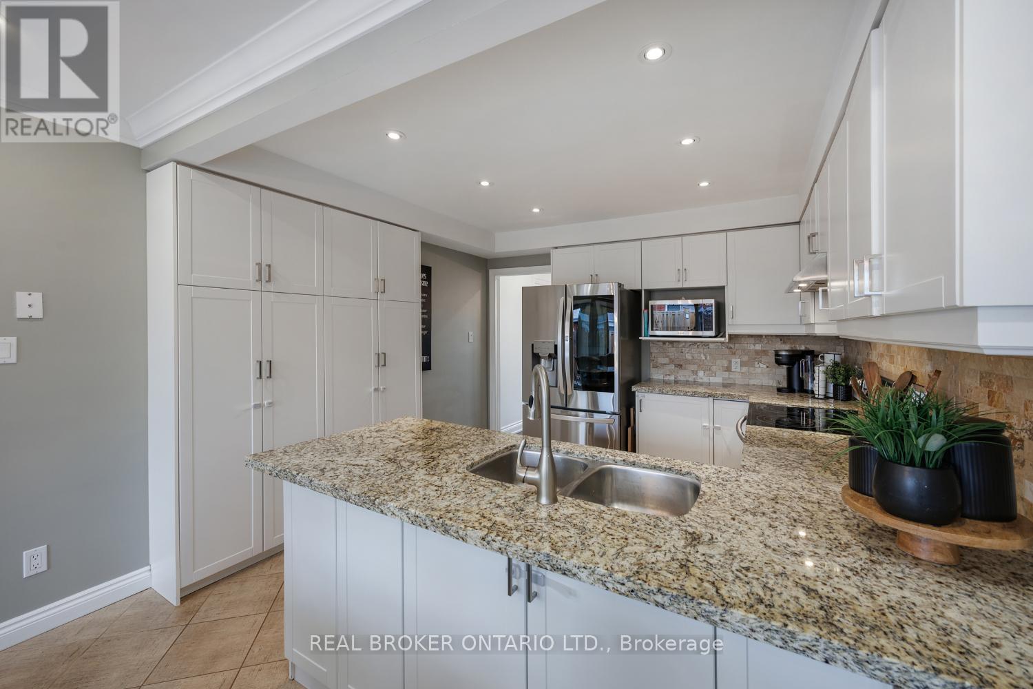 55 Mull Crescent, Clarington, Ontario  L1E 2E2 - Photo 12 - E13007798