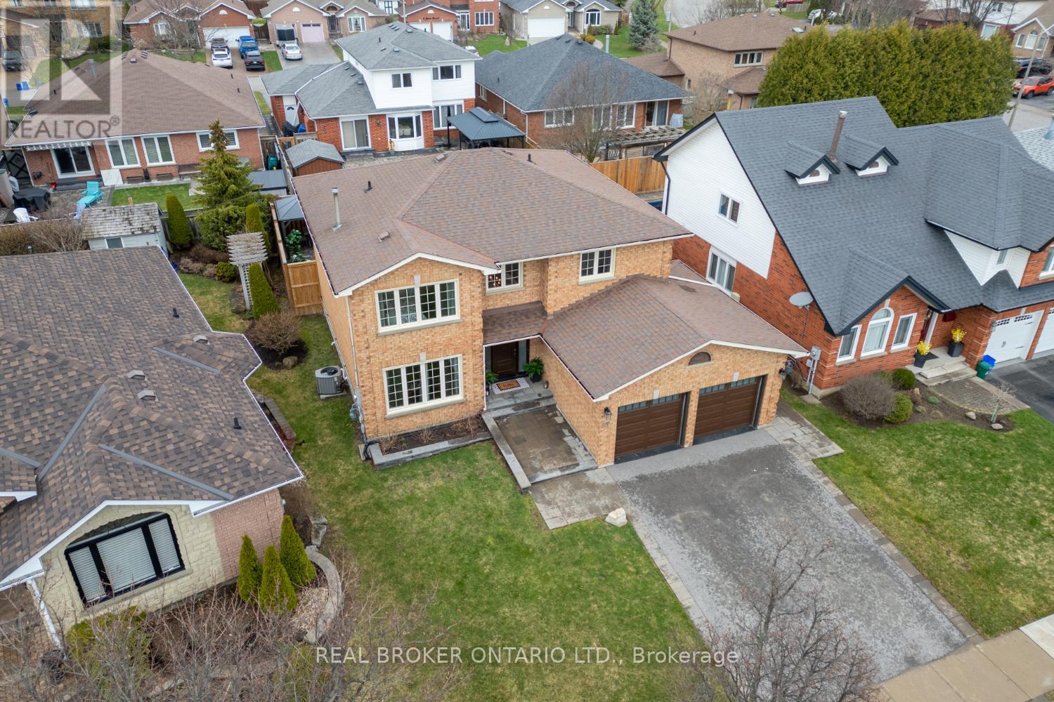 55 Mull Crescent, Clarington, Ontario  L1E 2E2 - Photo 2 - E13007798