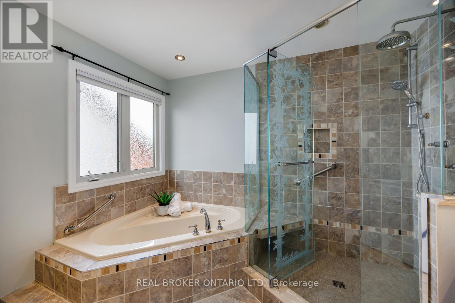 55 Mull Crescent, Clarington, Ontario  L1E 2E2 - Photo 28 - E13007798