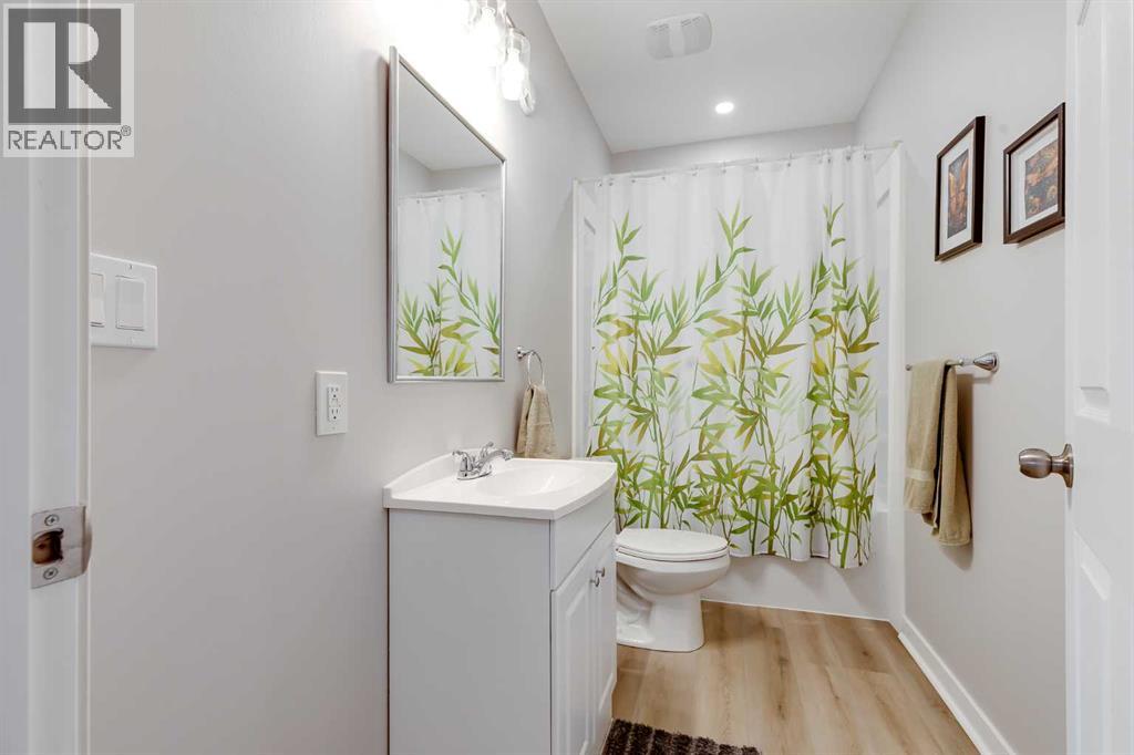 12 Mcclung Gate, Carstairs, Alberta  T0M 0N0 - Photo 32 - A2302275