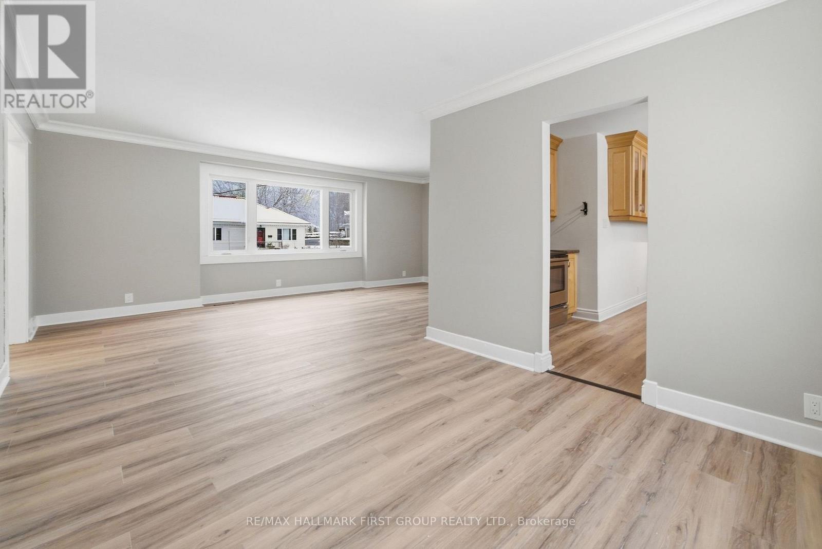 16 Sutcliffe Boulevard, Quinte West, Ontario  K8V 3M5 - Photo 10 - X13007684