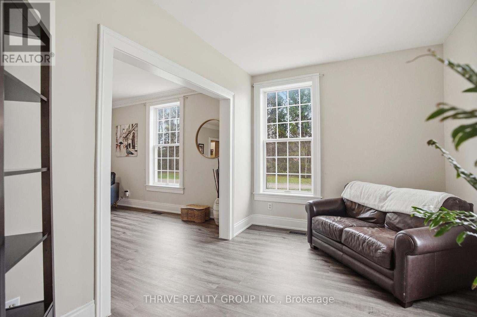 160 West Park Drive S, North Middlesex, Ontario  N0M 2K0 - Photo 13 - X13007458