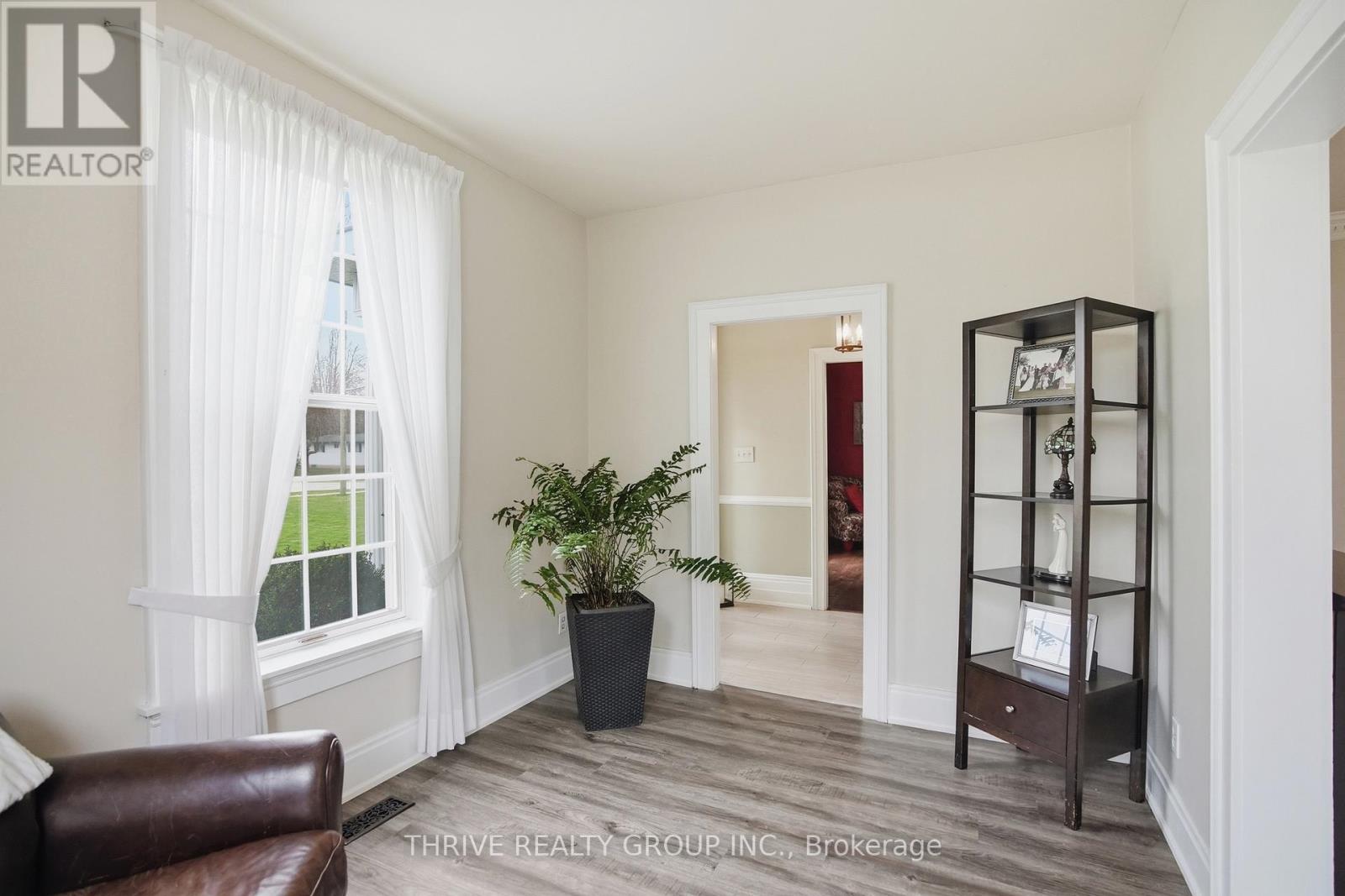 160 West Park Drive S, North Middlesex, Ontario  N0M 2K0 - Photo 14 - X13007458