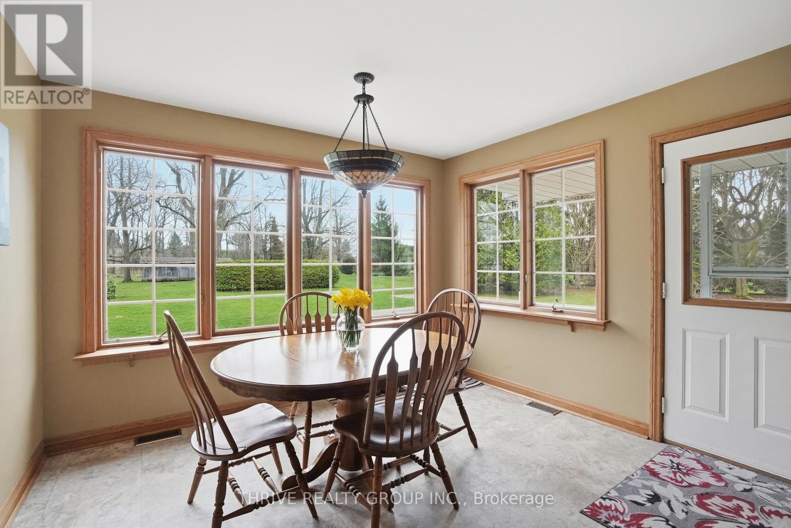 160 West Park Drive S, North Middlesex, Ontario  N0M 2K0 - Photo 15 - X13007458