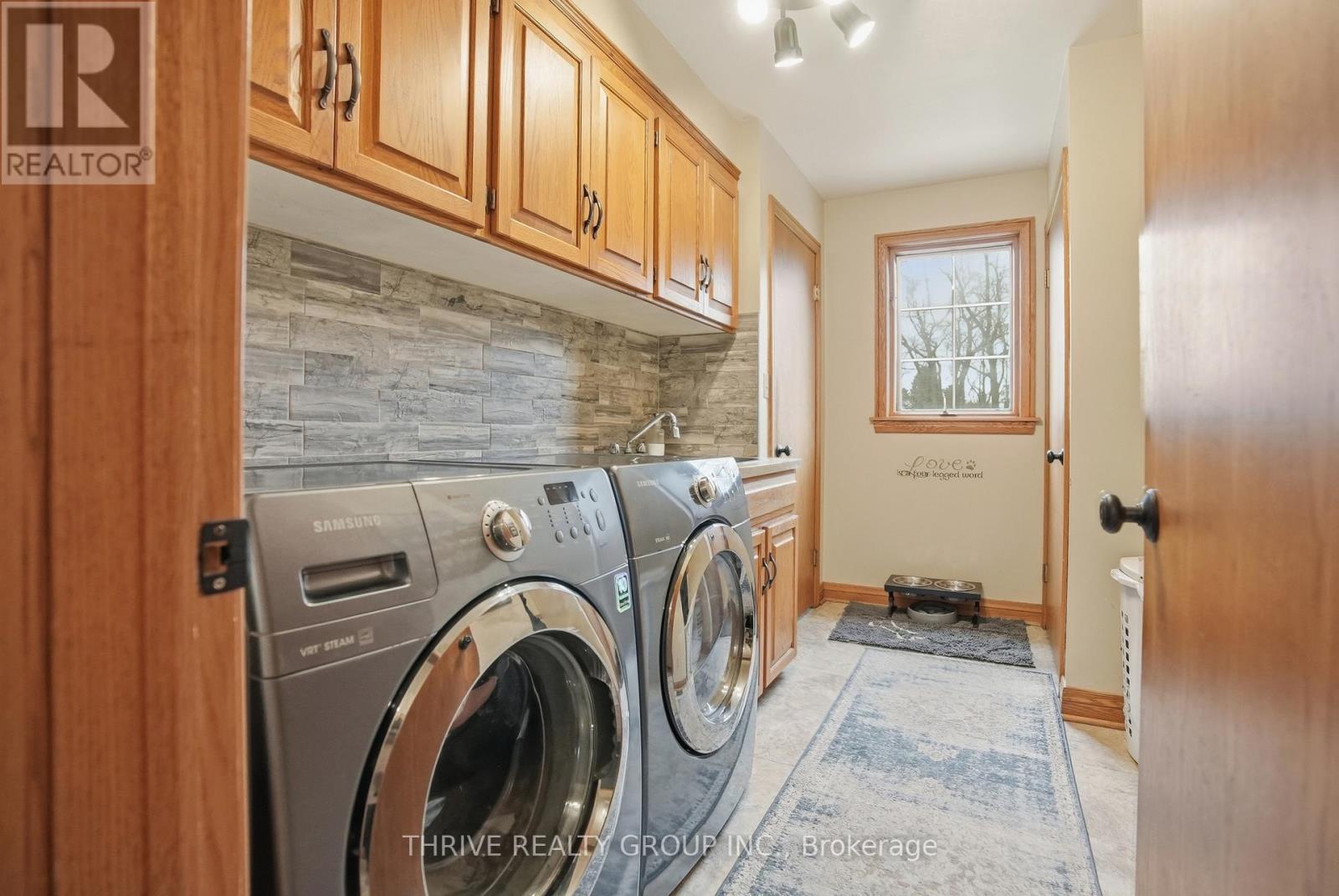 160 West Park Drive S, North Middlesex, Ontario  N0M 2K0 - Photo 27 - X13007458