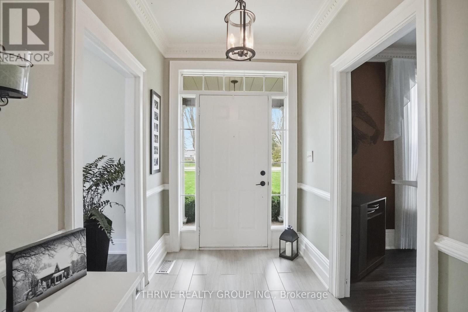 160 West Park Drive S, North Middlesex, Ontario  N0M 2K0 - Photo 7 - X13007458