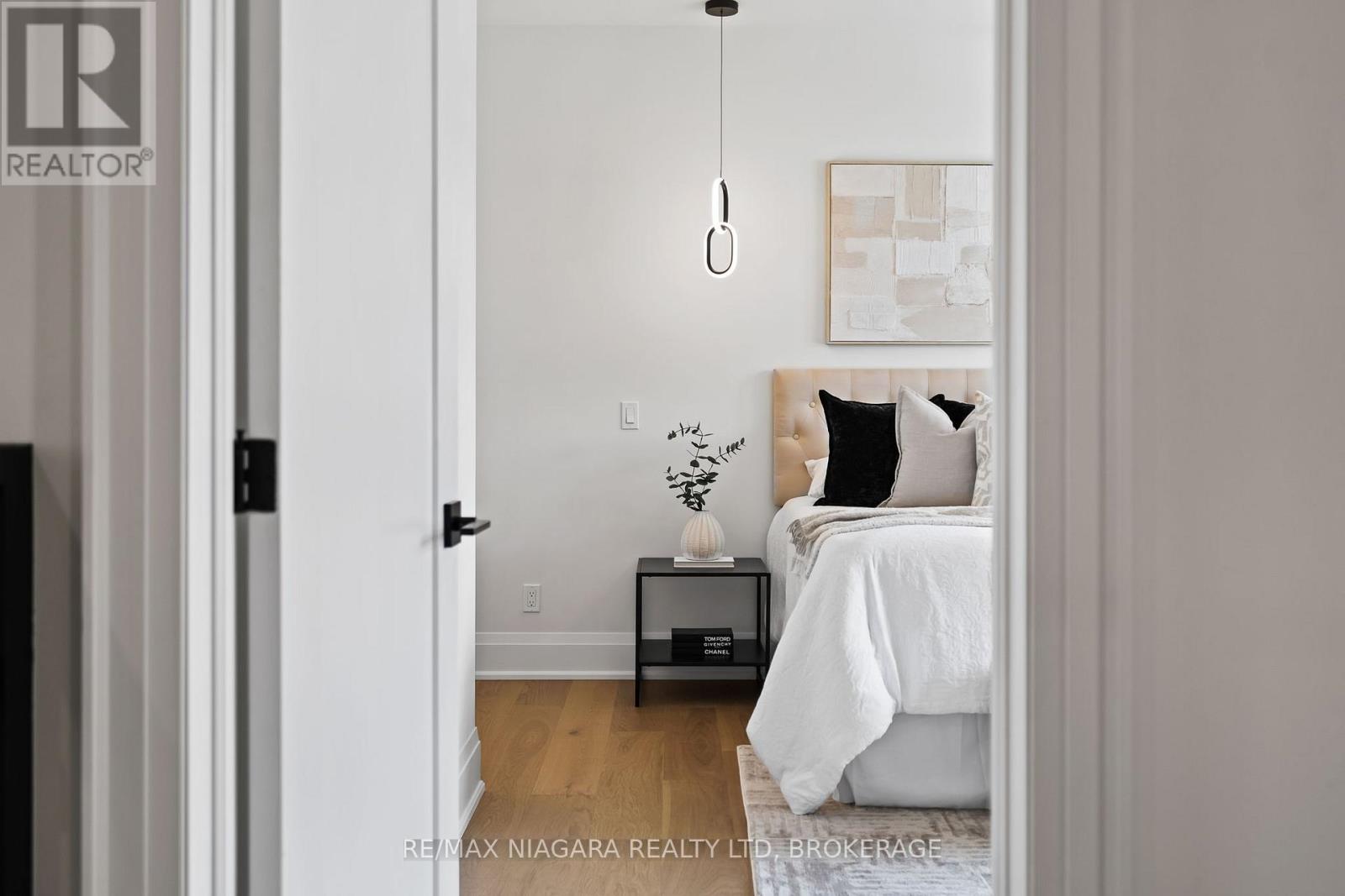 16 Accursi Crescent, Pelham, Ontario  L0S 1E2 - Photo 23 - X13007122