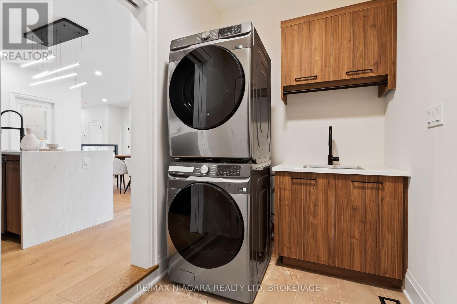 16 Accursi Crescent, Pelham, Ontario  L0S 1E2 - Photo 22 - X13007122