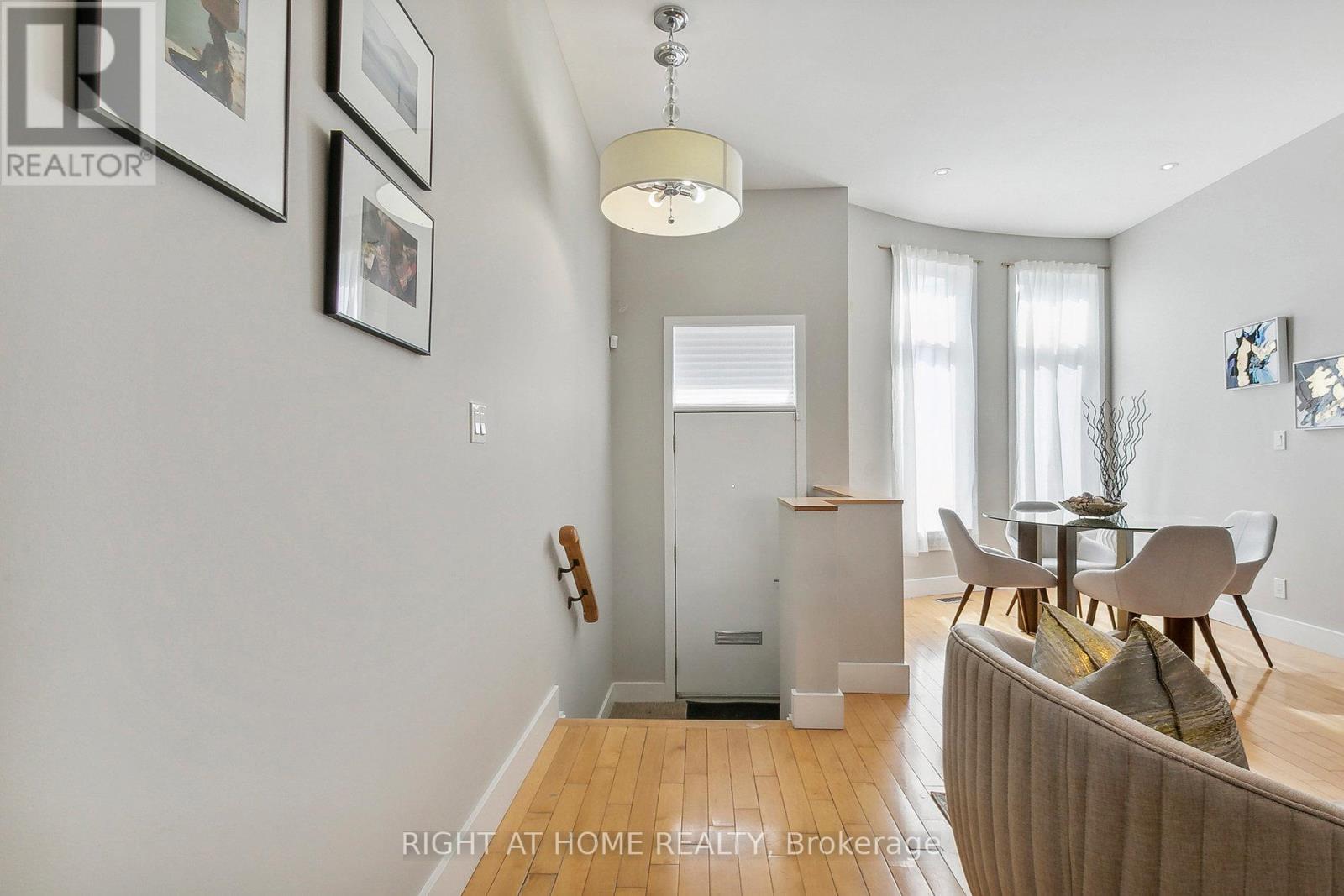 488 King Street E, Toronto, Ontario  M5A 1L8 - Photo 2 - C13007464