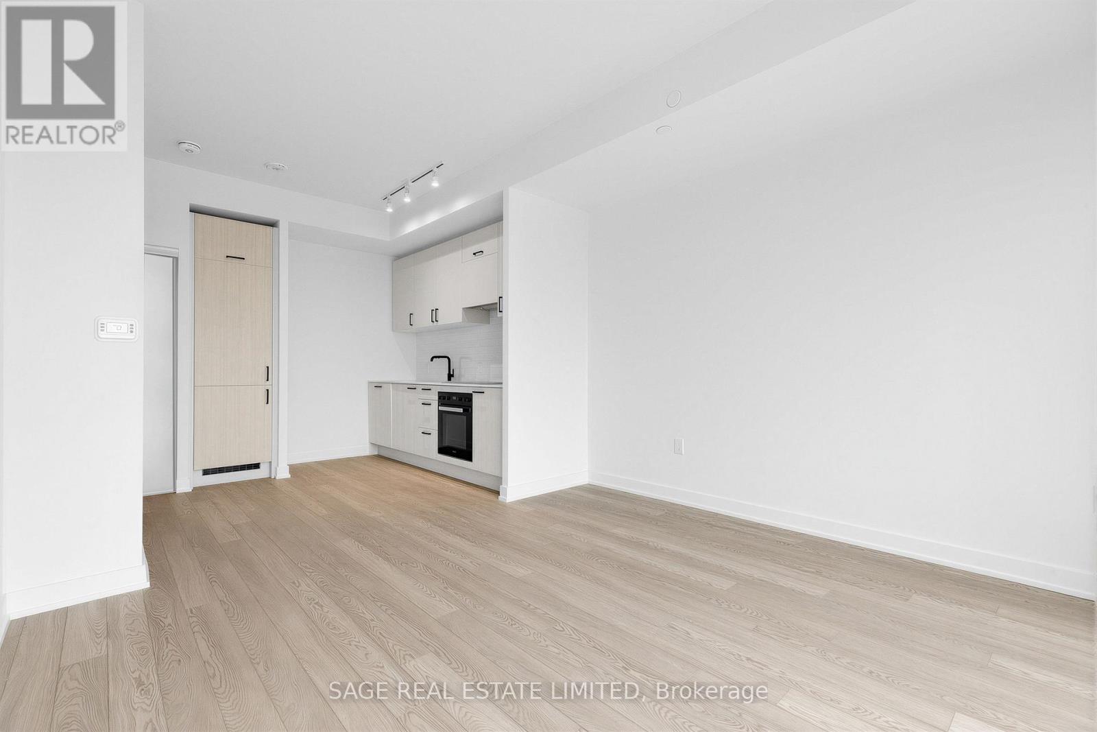 3208 - 1 Quarrington Lane, Toronto, Ontario  M3C 0S4 - Photo 11 - C13007554