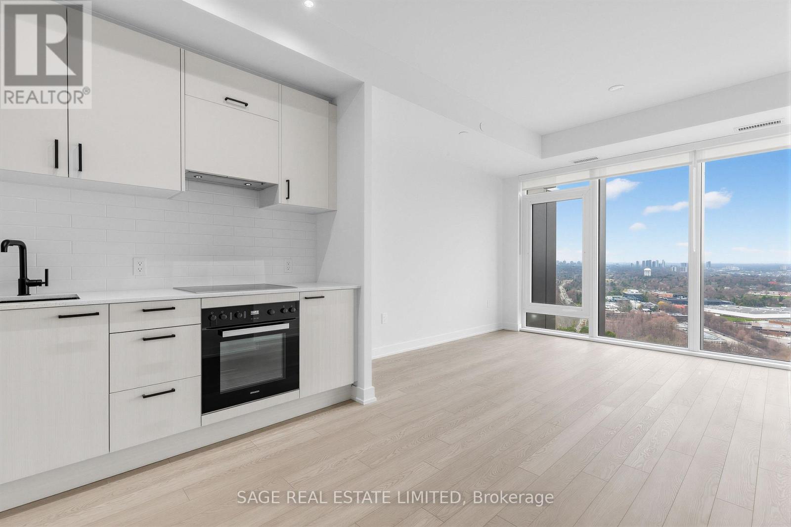 3208 - 1 Quarrington Lane, Toronto, Ontario  M3C 0S4 - Photo 4 - C13007554