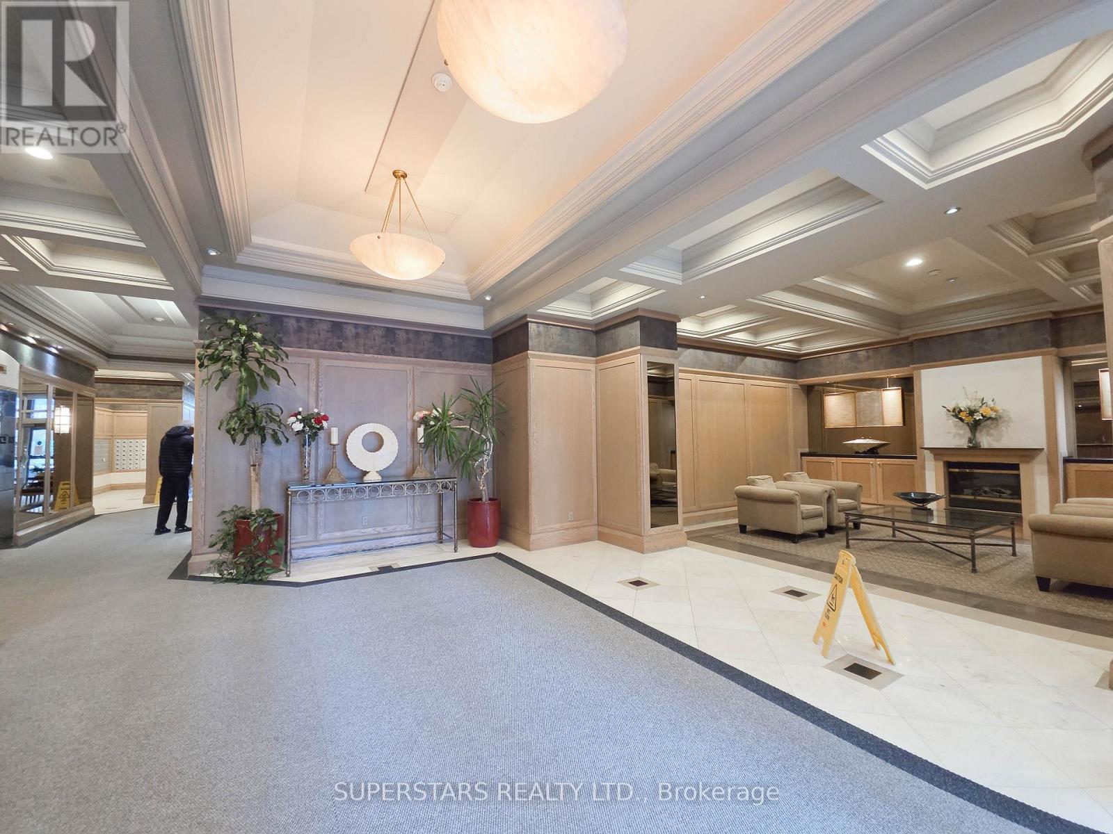 2105 - 909 Bay Street, Toronto, Ontario  M5S 3G2 - Photo 18 - C13007560