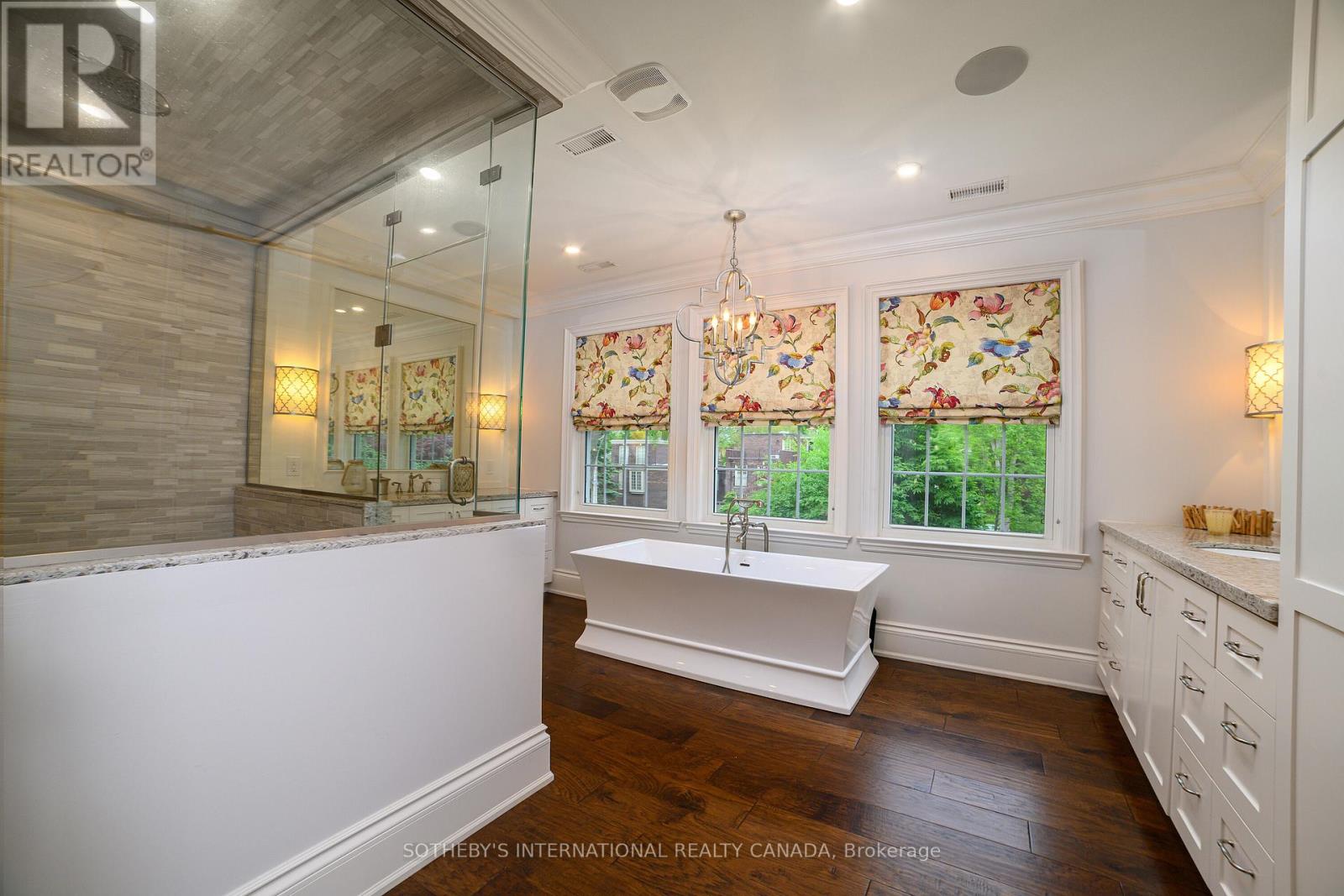 43 Maple Avenue, Toronto, Ontario  M4W 2T9 - Photo 16 - C13007580