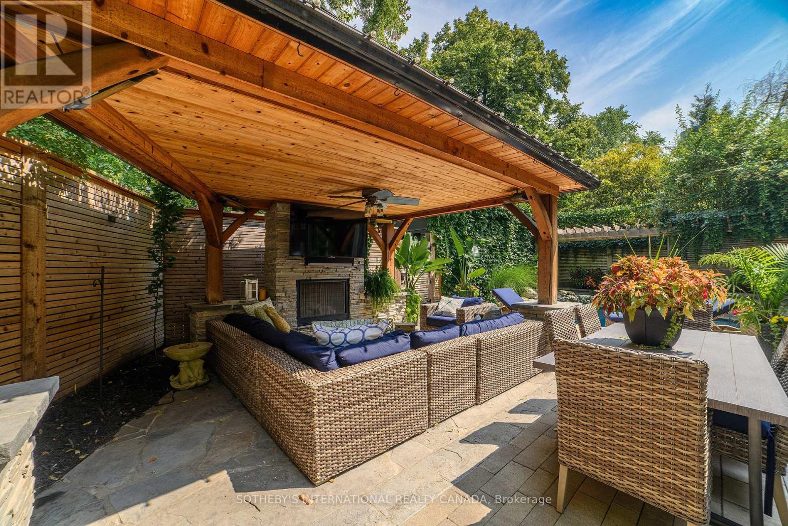 43 Maple Avenue, Toronto, Ontario  M4W 2T9 - Photo 33 - C13007580