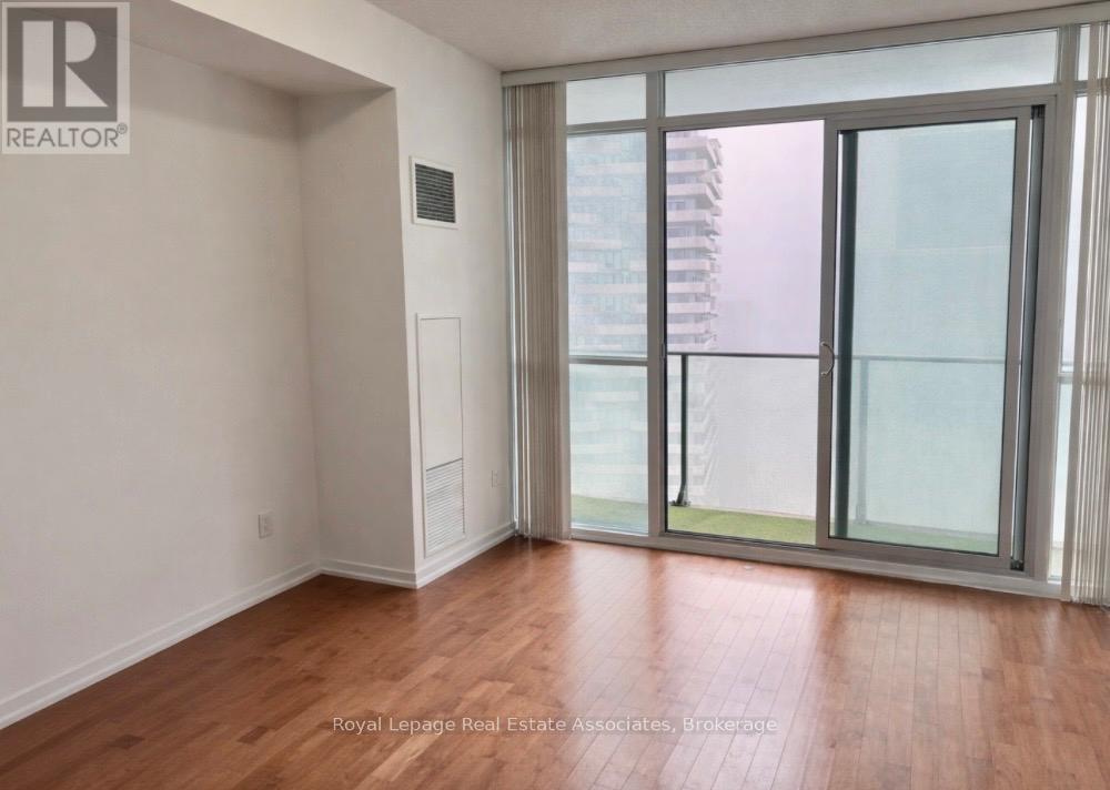 4211 - 65 Bremner Boulevard, Toronto, Ontario  M5J 0A7 - Photo 6 - C13007624