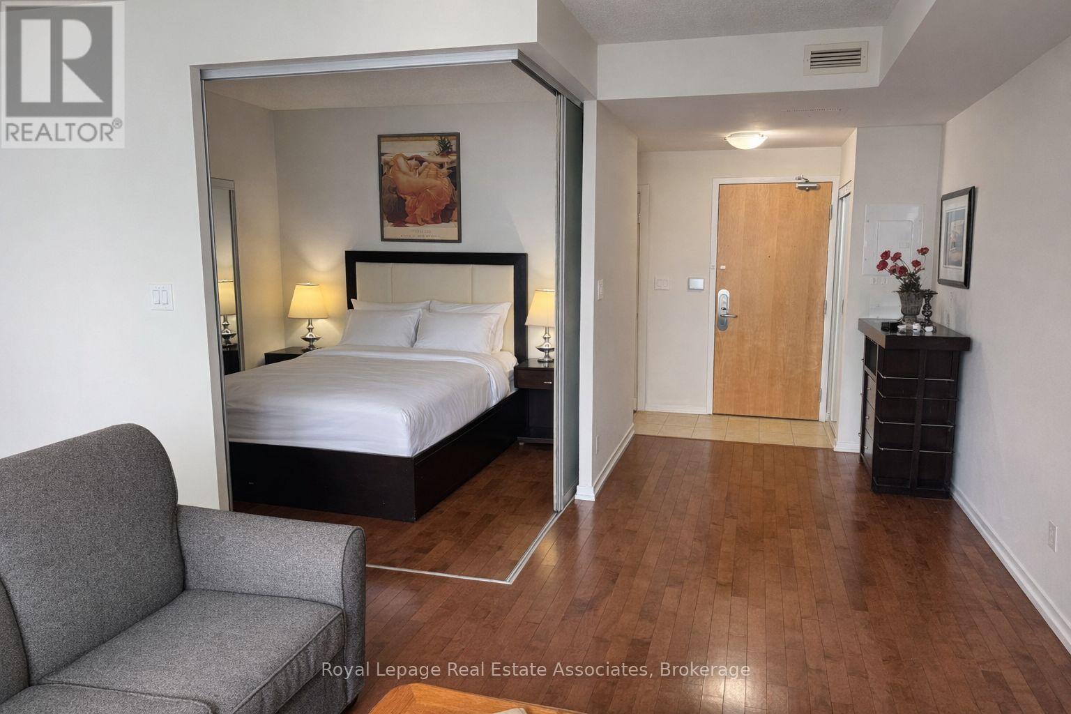 4211 - 65 Bremner Boulevard, Toronto, Ontario  M5J 0A7 - Photo 7 - C13007624