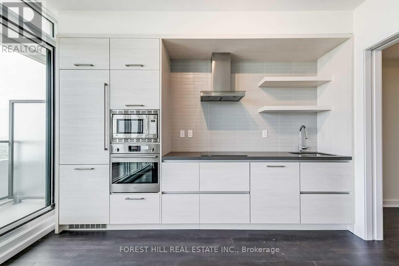 5706 - 2221 YONGE STREET Toronto (Mount Pleasant West), ON M4S 2B4