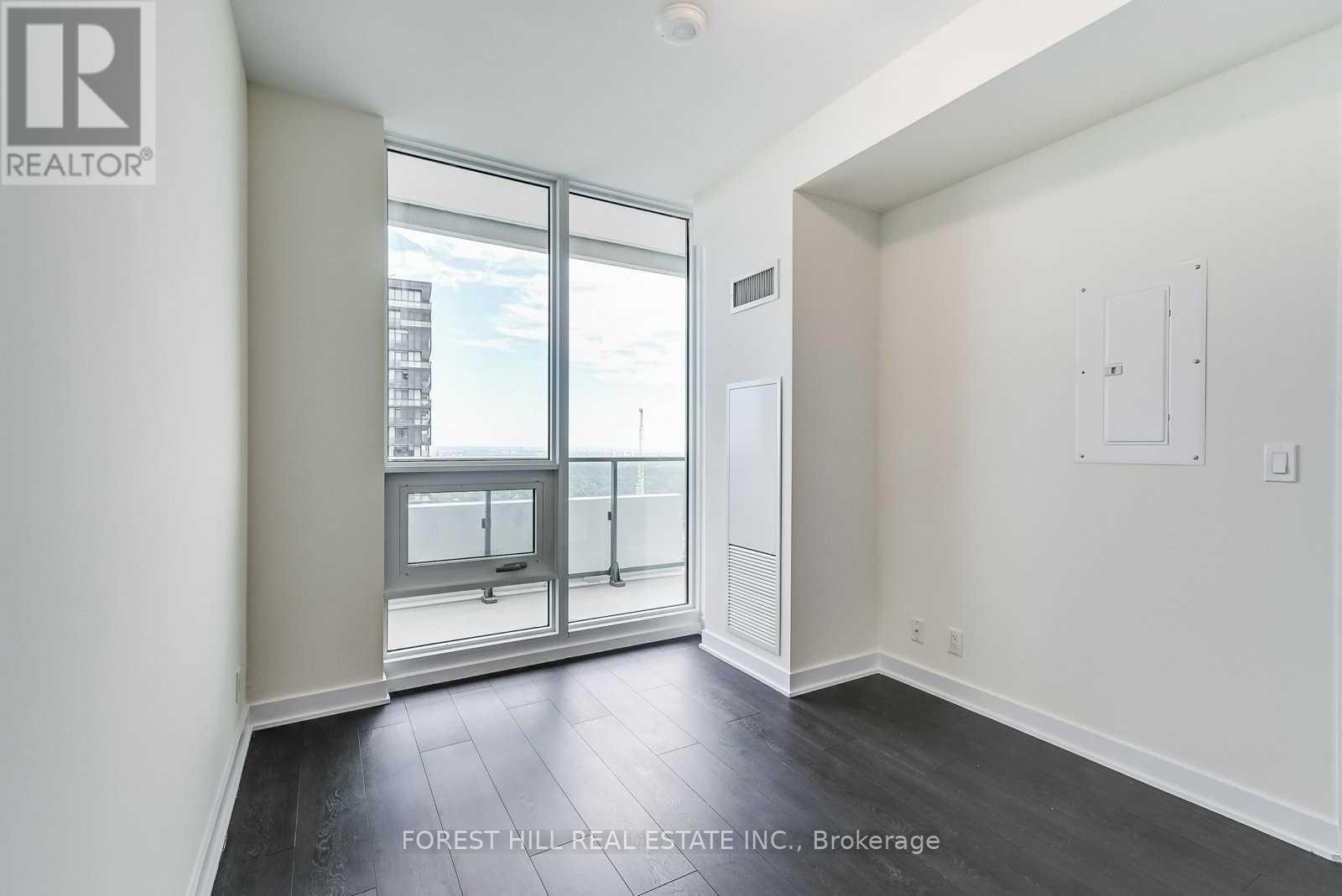 5706 - 2221 YONGE STREET Toronto (Mount Pleasant West), ON M4S 2B4