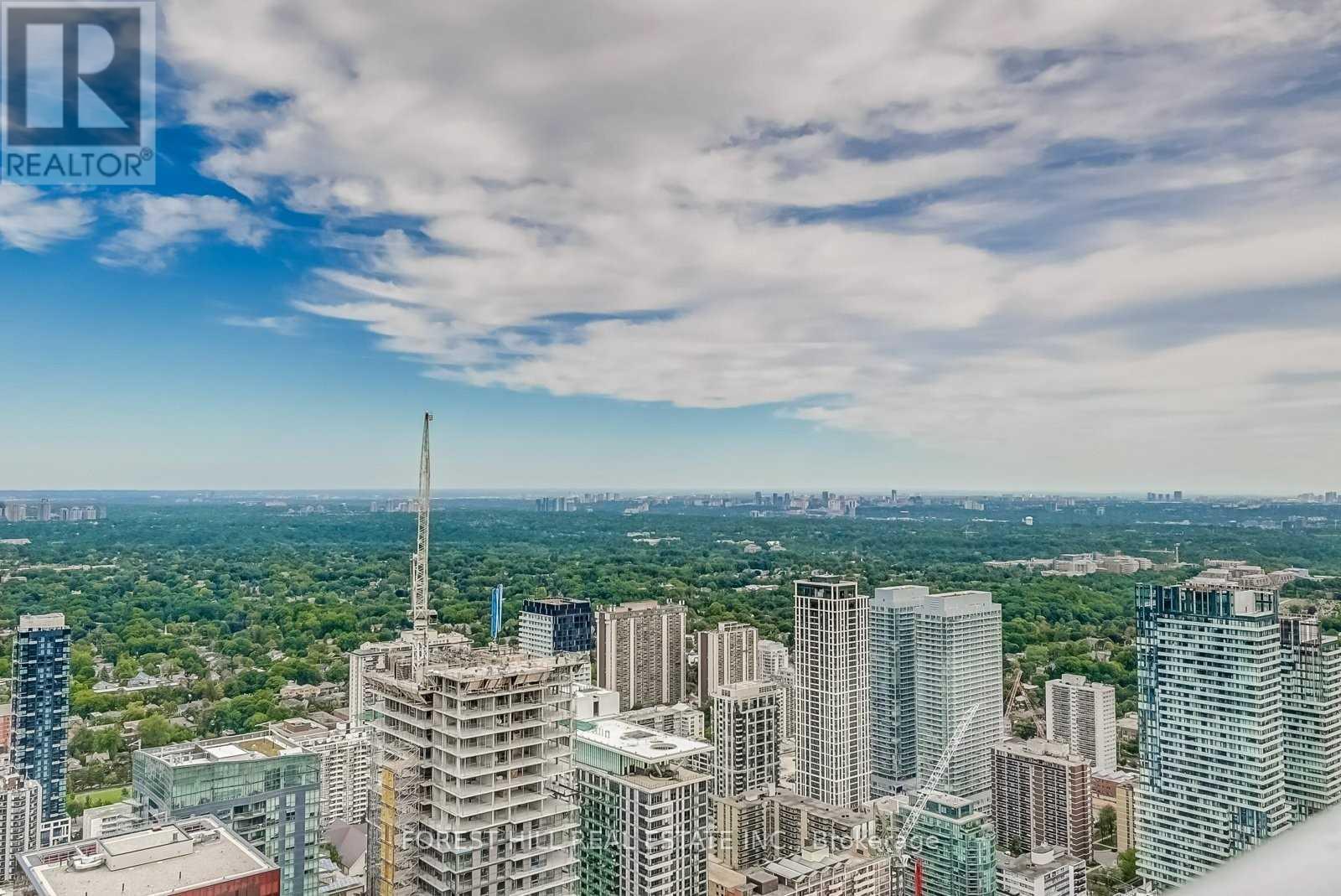 5706 - 2221 YONGE STREET Toronto (Mount Pleasant West), ON M4S 2B4