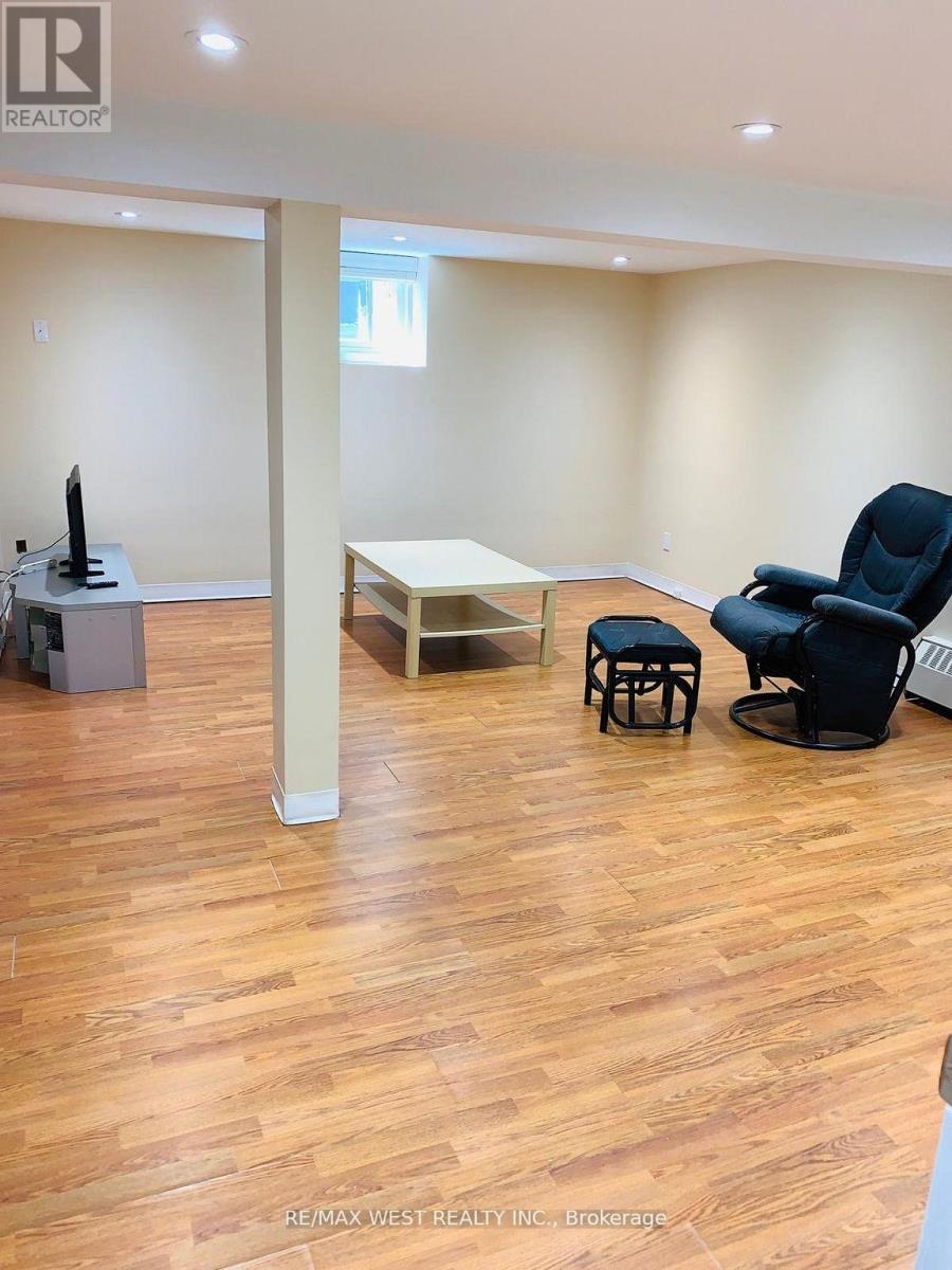 Lower - 900 Avenue Road, Toronto, Ontario  M5P 2K6 - Photo 18 - C13007816