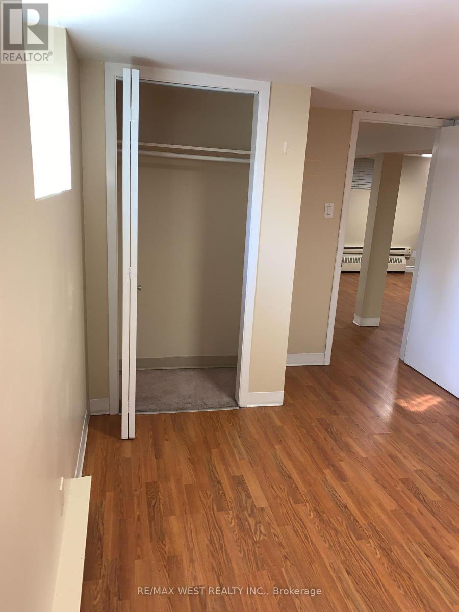 Lower - 900 Avenue Road, Toronto, Ontario  M5P 2K6 - Photo 25 - C13007816