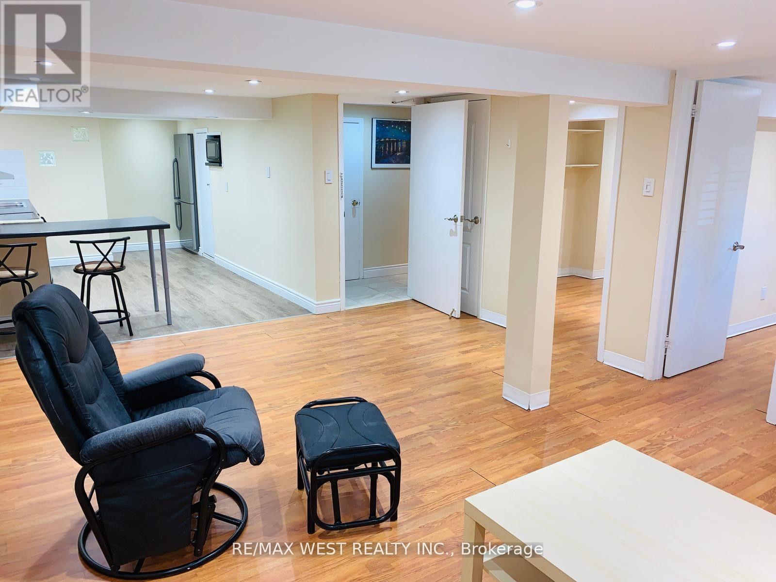 Lower - 900 Avenue Road, Toronto, Ontario  M5P 2K6 - Photo 6 - C13007816