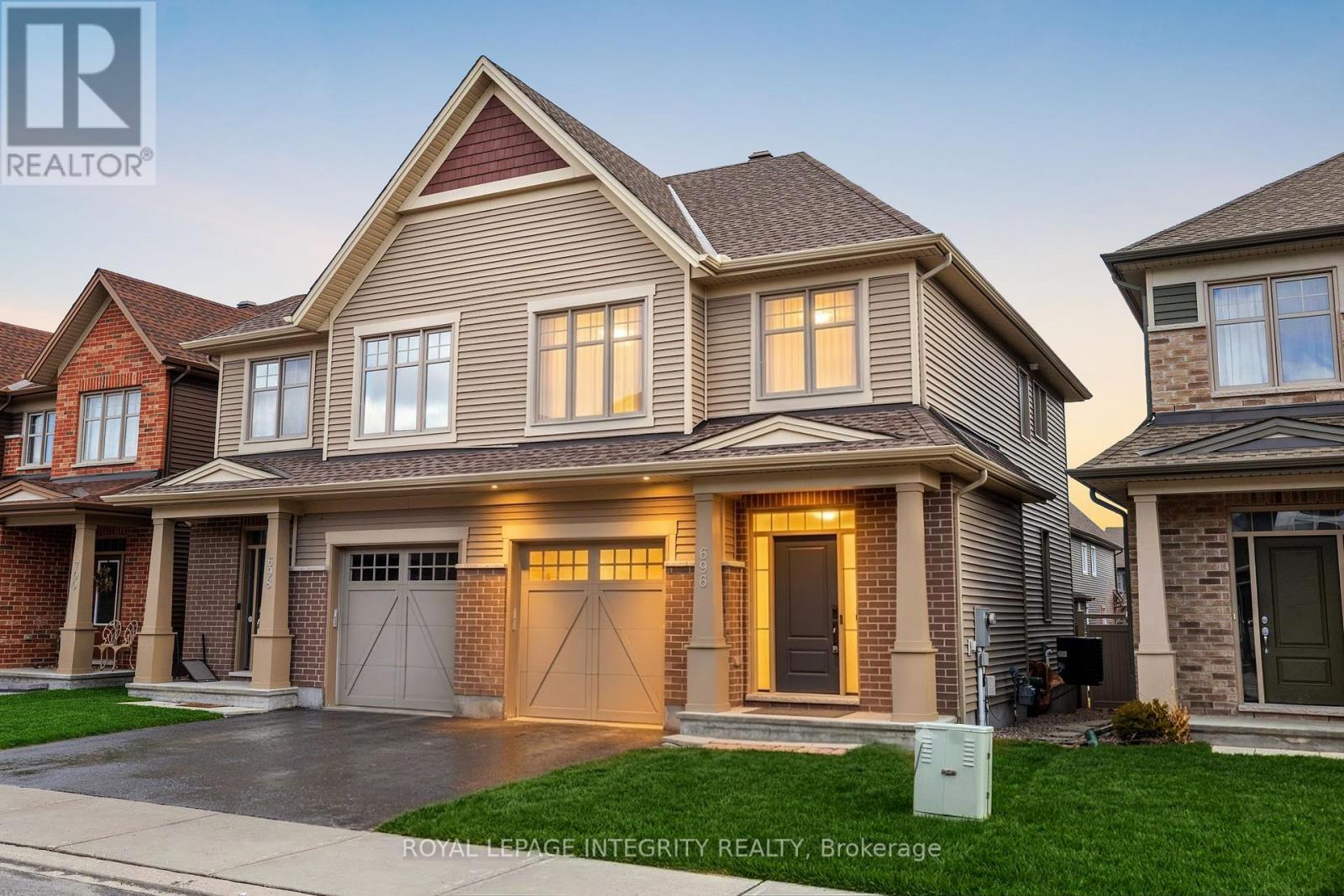 696 Vivera Place, Ottawa, Ontario  K2S 2N1 - Photo 2 - X13007504