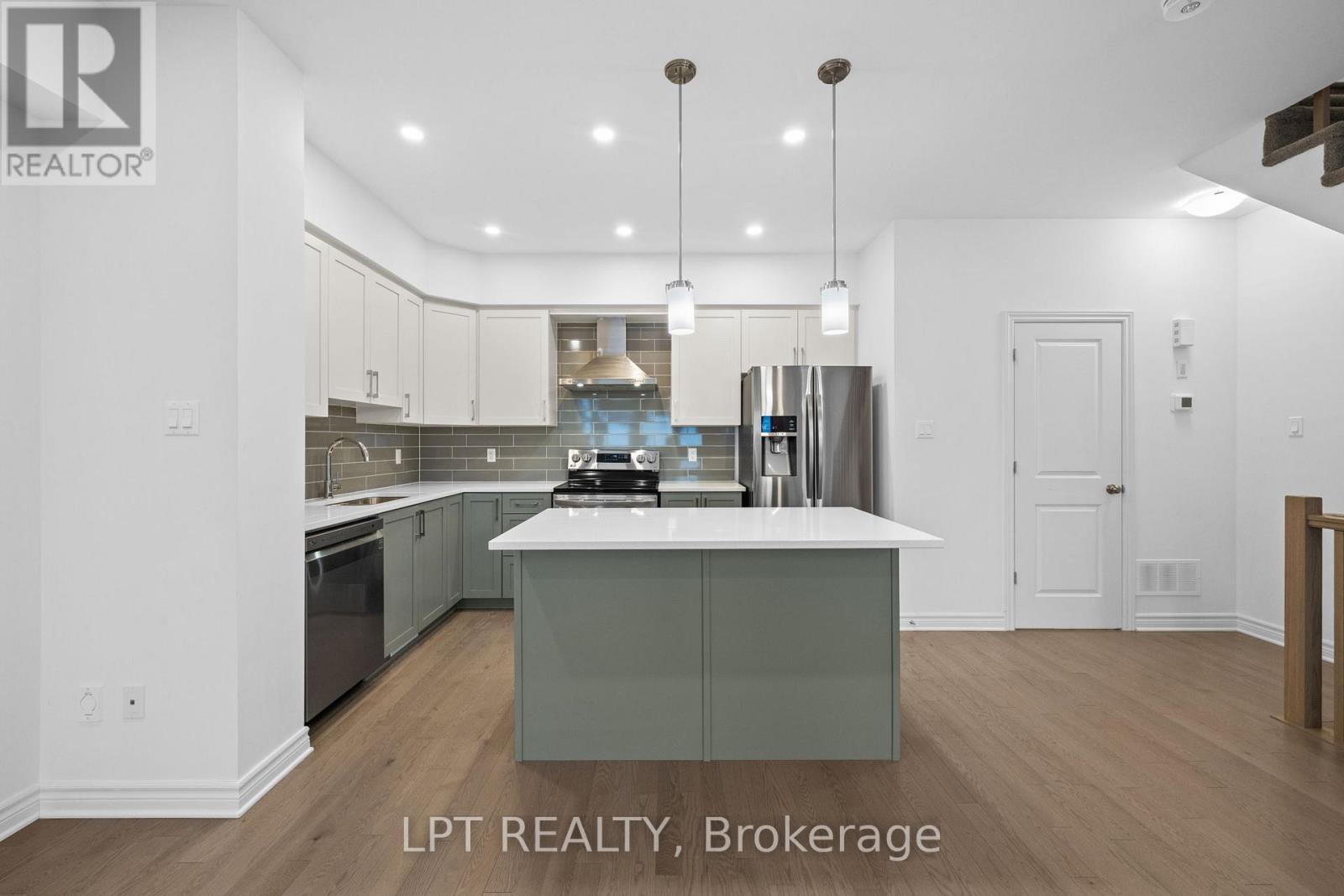 42 Verglas Lane, Ottawa, Ontario  K1W 0R2 - Photo 13 - X13007568