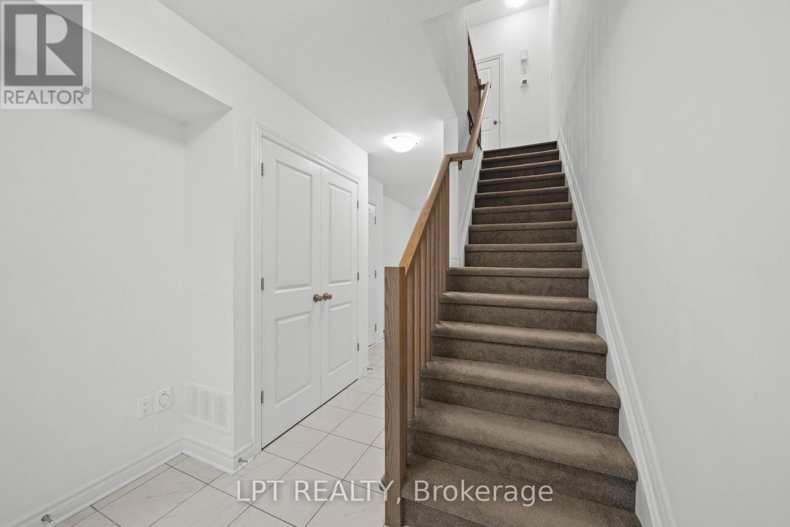 42 Verglas Lane, Ottawa, Ontario  K1W 0R2 - Photo 6 - X13007568