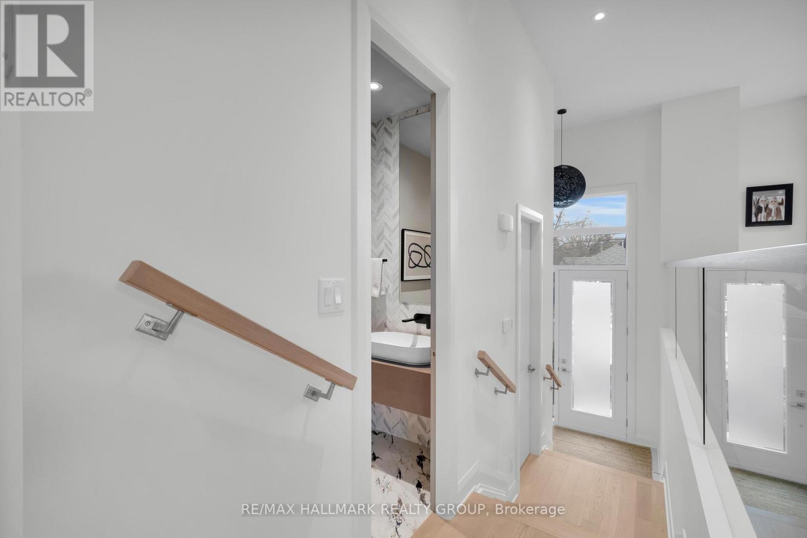 36 Kenora Street, Ottawa, Ontario  K1Y 3K8 - Photo 2 - X13007588