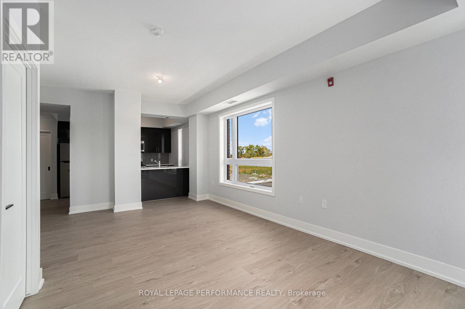 397 Codd's Road, Ottawa, Ontario  K1K 5C7 - Photo 4 - X13007592